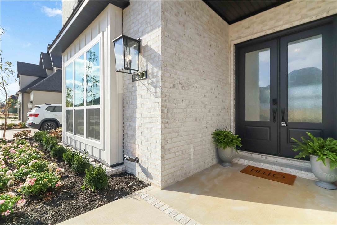 Bentonville, Arkansas, 72713, United States, 4 Bedrooms Bedrooms, ,3 BathroomsBathrooms,Residential,For Sale,1989586