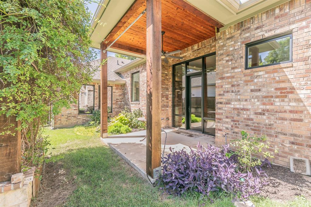 Grapevine, Texas, 76051, United States, 3 Bedrooms Bedrooms, ,4 BathroomsBathrooms,Residential,For Sale,1905682