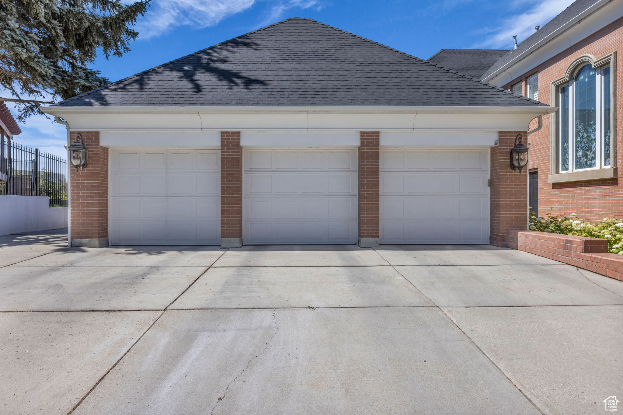Salt Lake City, Utah, 84103, United States, 7 Bedrooms Bedrooms, ,4 BathroomsBathrooms,Residential,For Sale,1907305