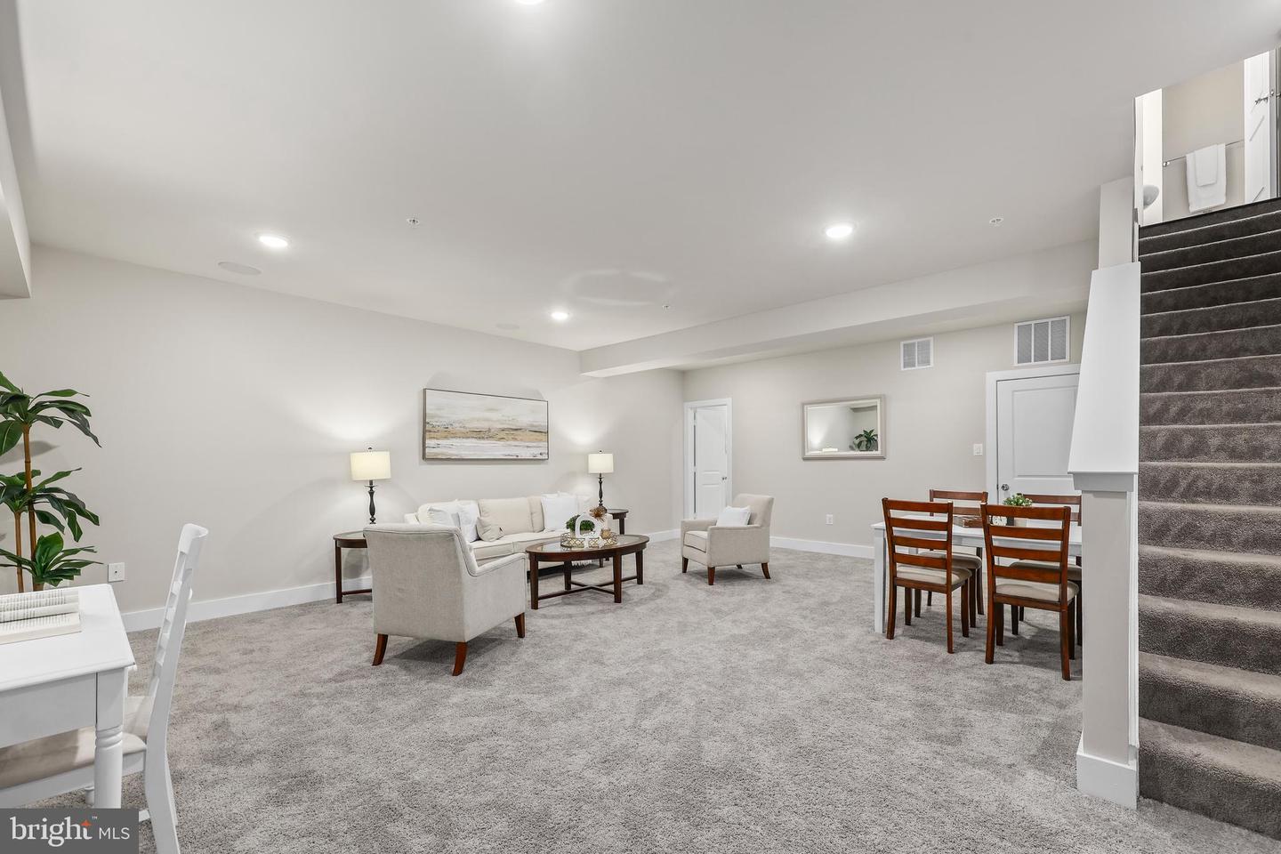 Arlington, Virginia, 22204, United States, 3 Bedrooms Bedrooms, ,4 BathroomsBathrooms,Residential,For Sale,1827823