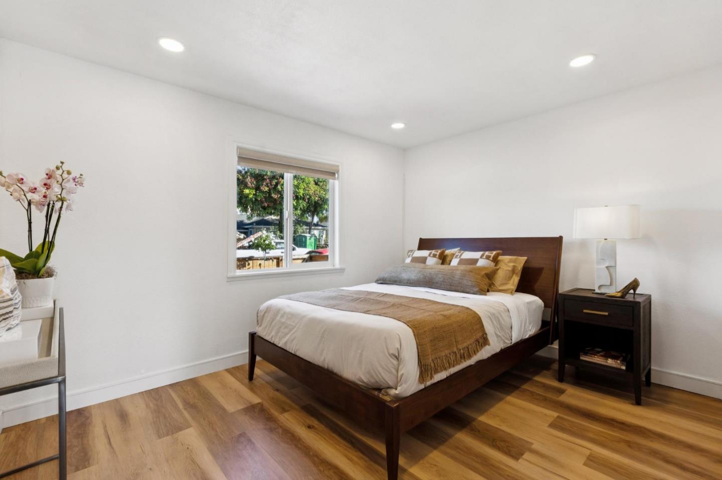 East Palo Alto, California, 94303, United States, 3 Bedrooms Bedrooms, ,2 BathroomsBathrooms,Residential,For Sale,1947382