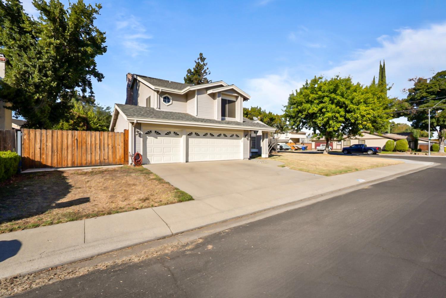 Modesto, California, 95355, United States, 4 Bedrooms Bedrooms, ,3 BathroomsBathrooms,Residential,For Sale,1981572