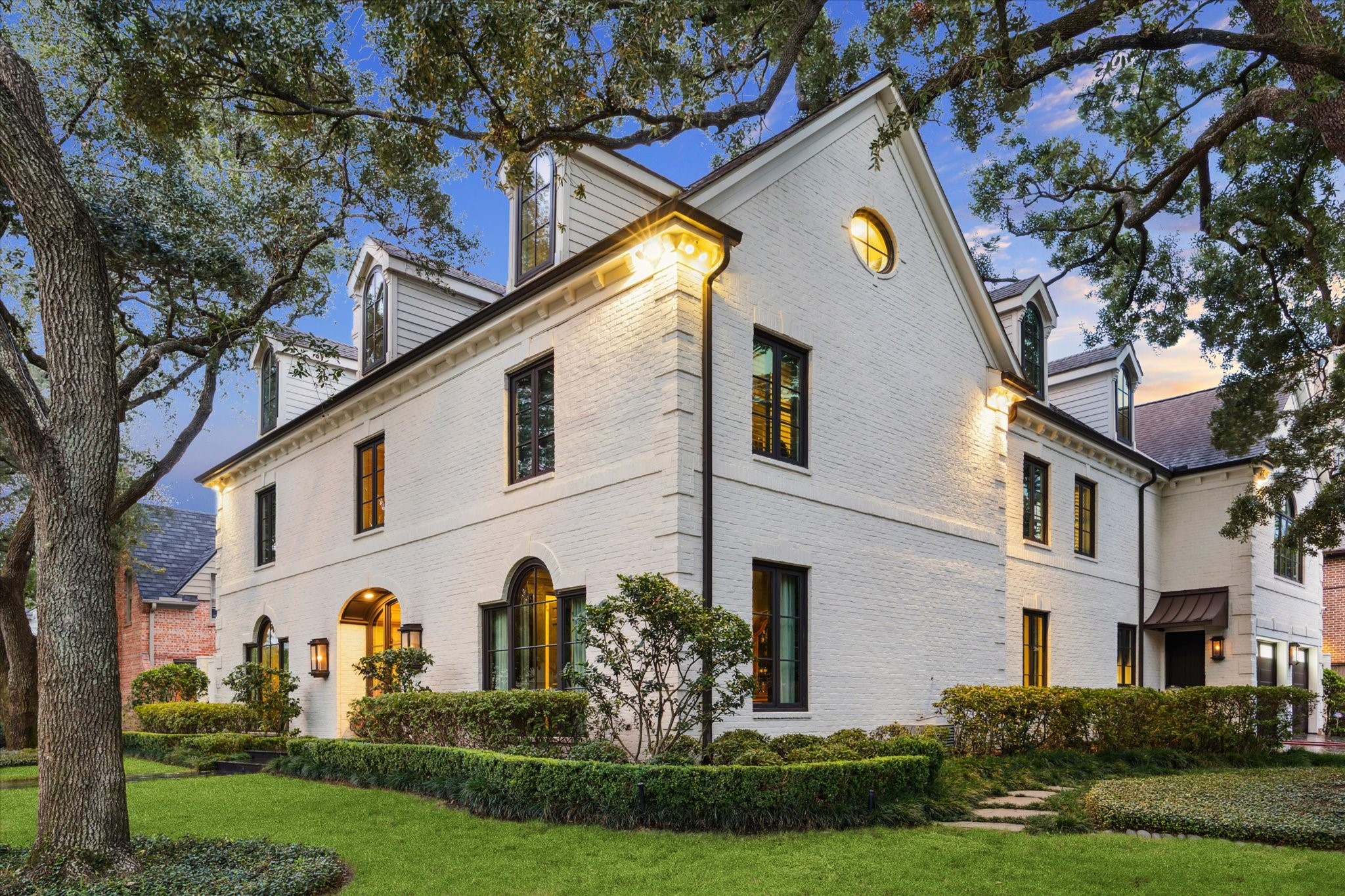  2249 Pelham Drive - 物件實景