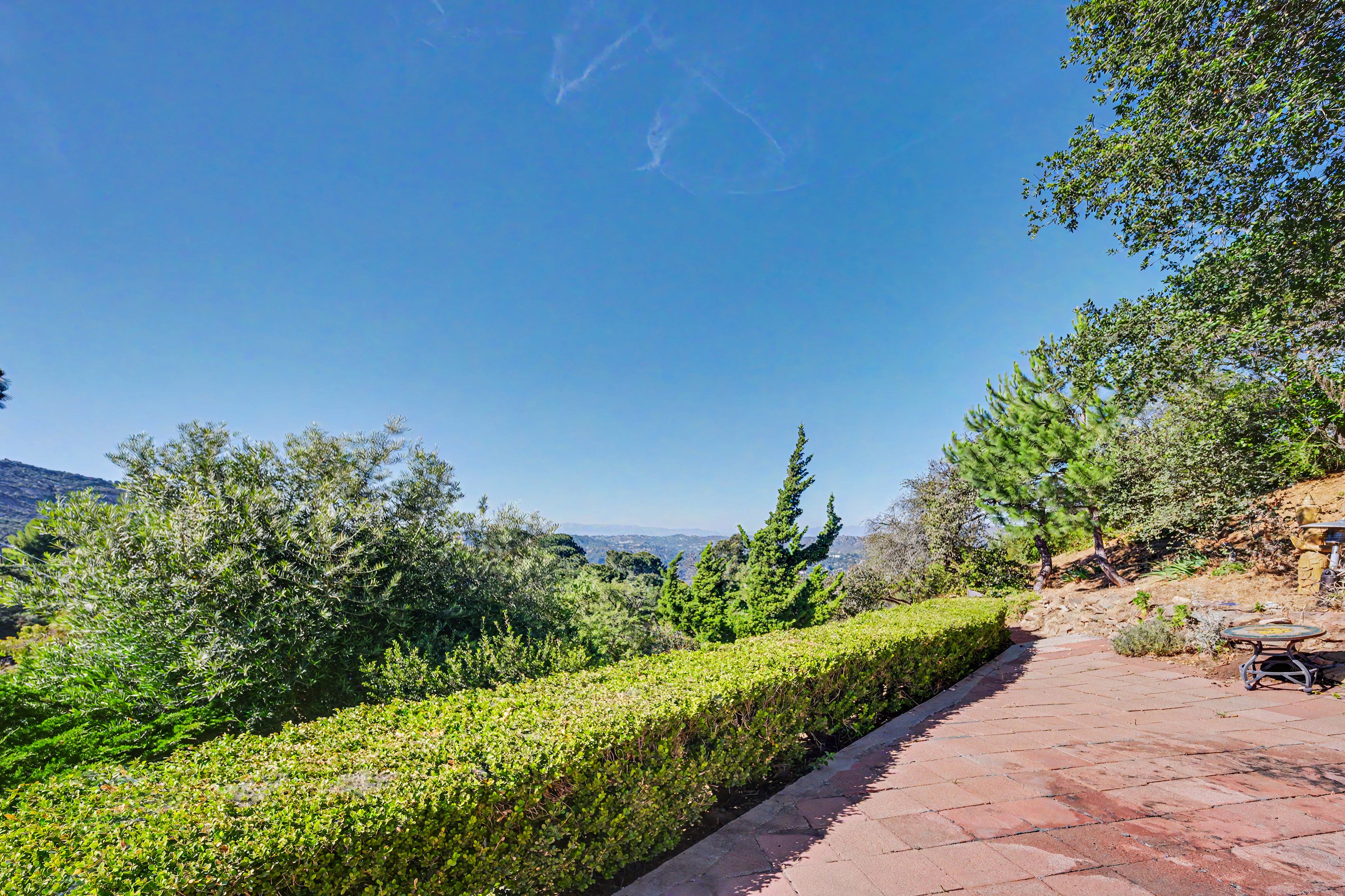  2188 Tuna Canyon Rd - 物件實景