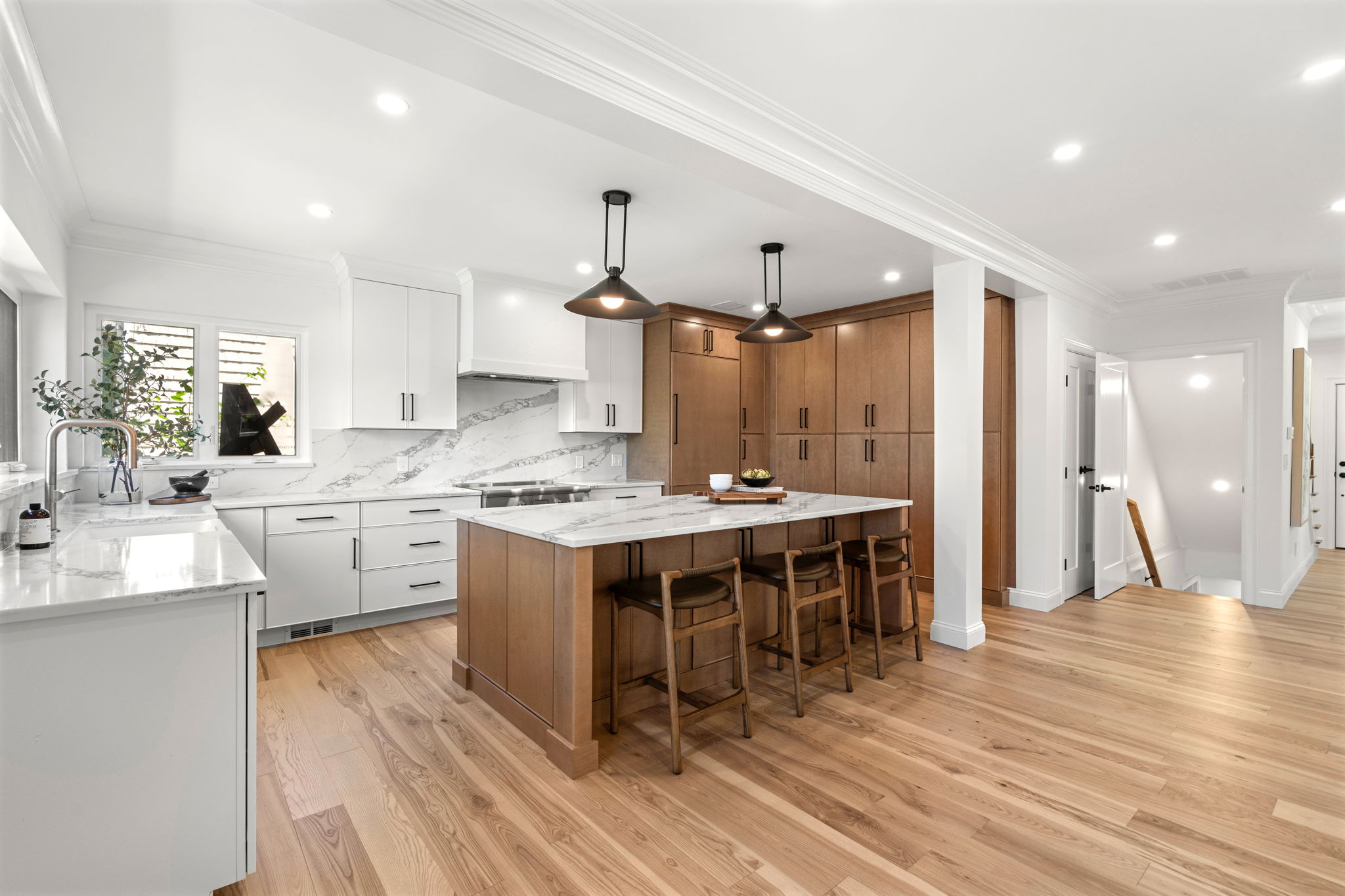  68 Barnard Avenue, Watertown, MA, 02472 - 物件實景