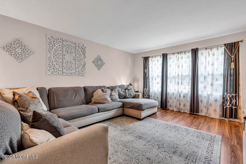Brick, New Jersey, 08724, United States, 4 Bedrooms Bedrooms, ,3 BathroomsBathrooms,Residential,For Sale,1928821
