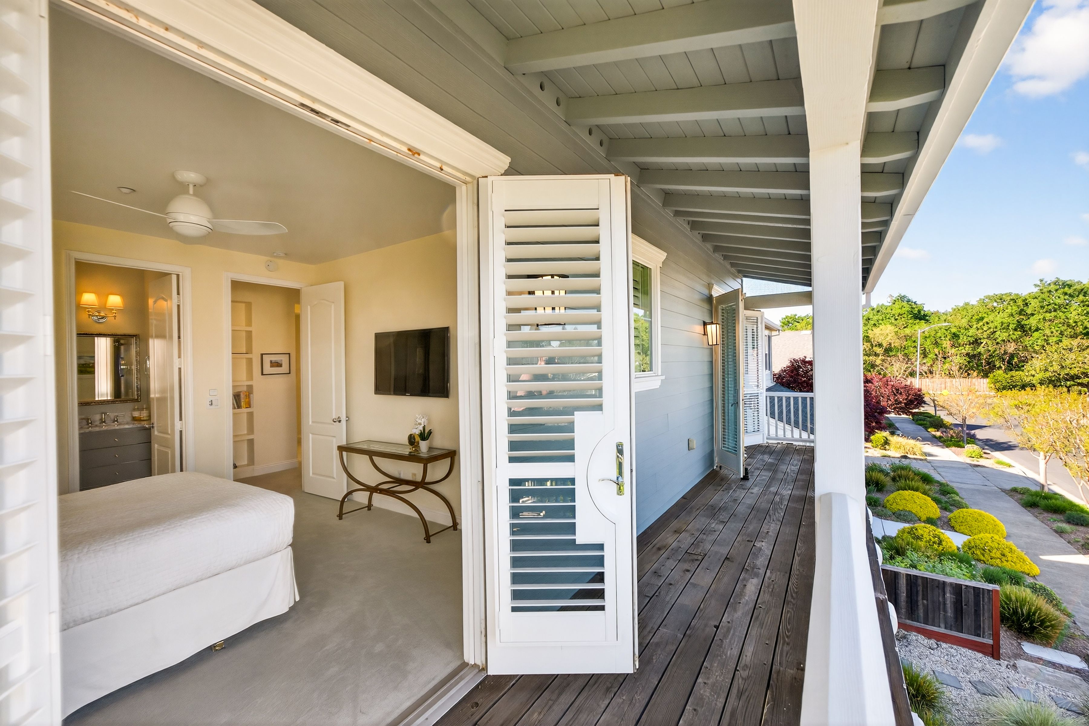  Eastside Living at Its Finest - 物件實景