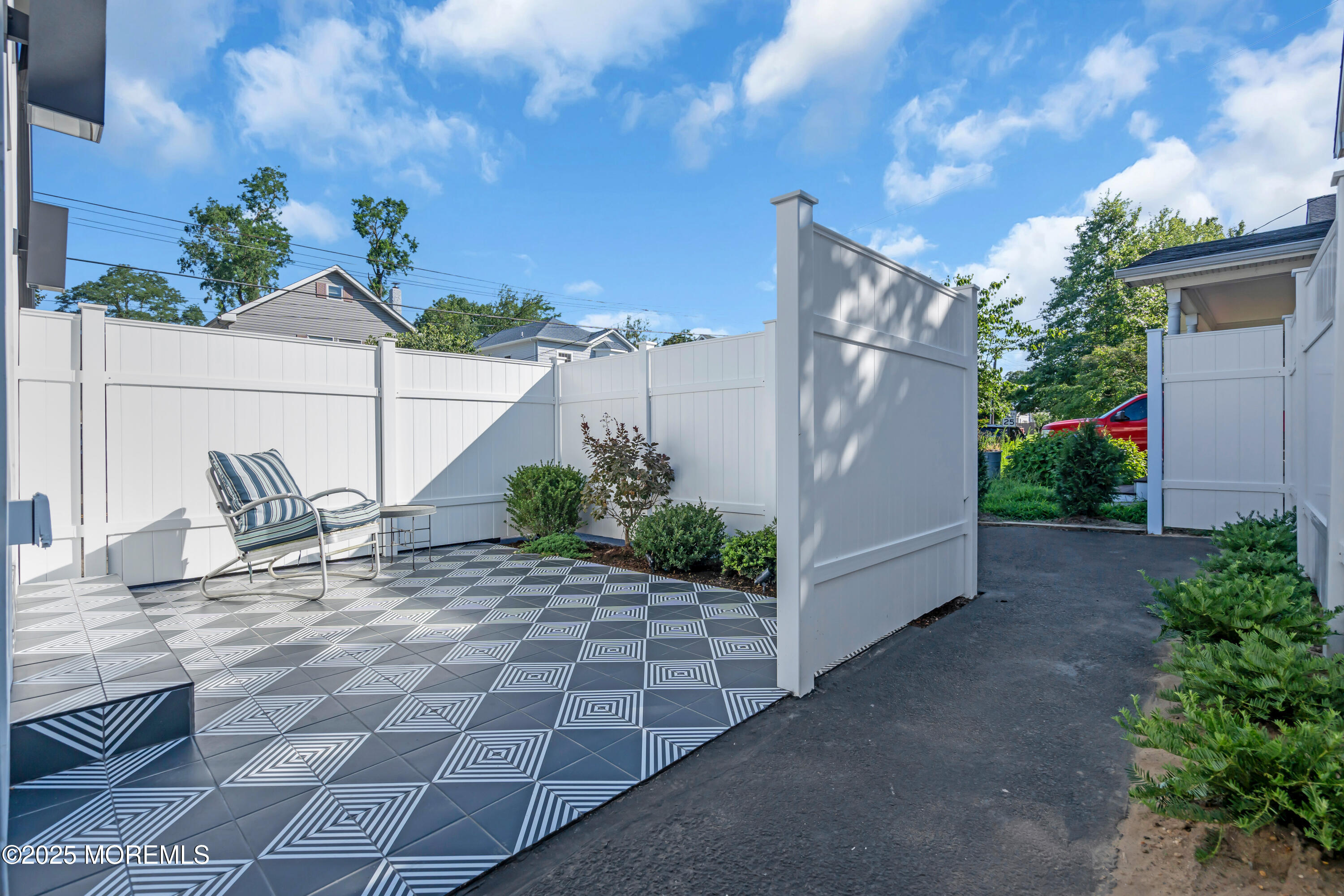 Fair Haven, New Jersey, 07704, United States, 1 Bedroom Bedrooms, ,2 BathroomsBathrooms,Residential,For Sale,1901766