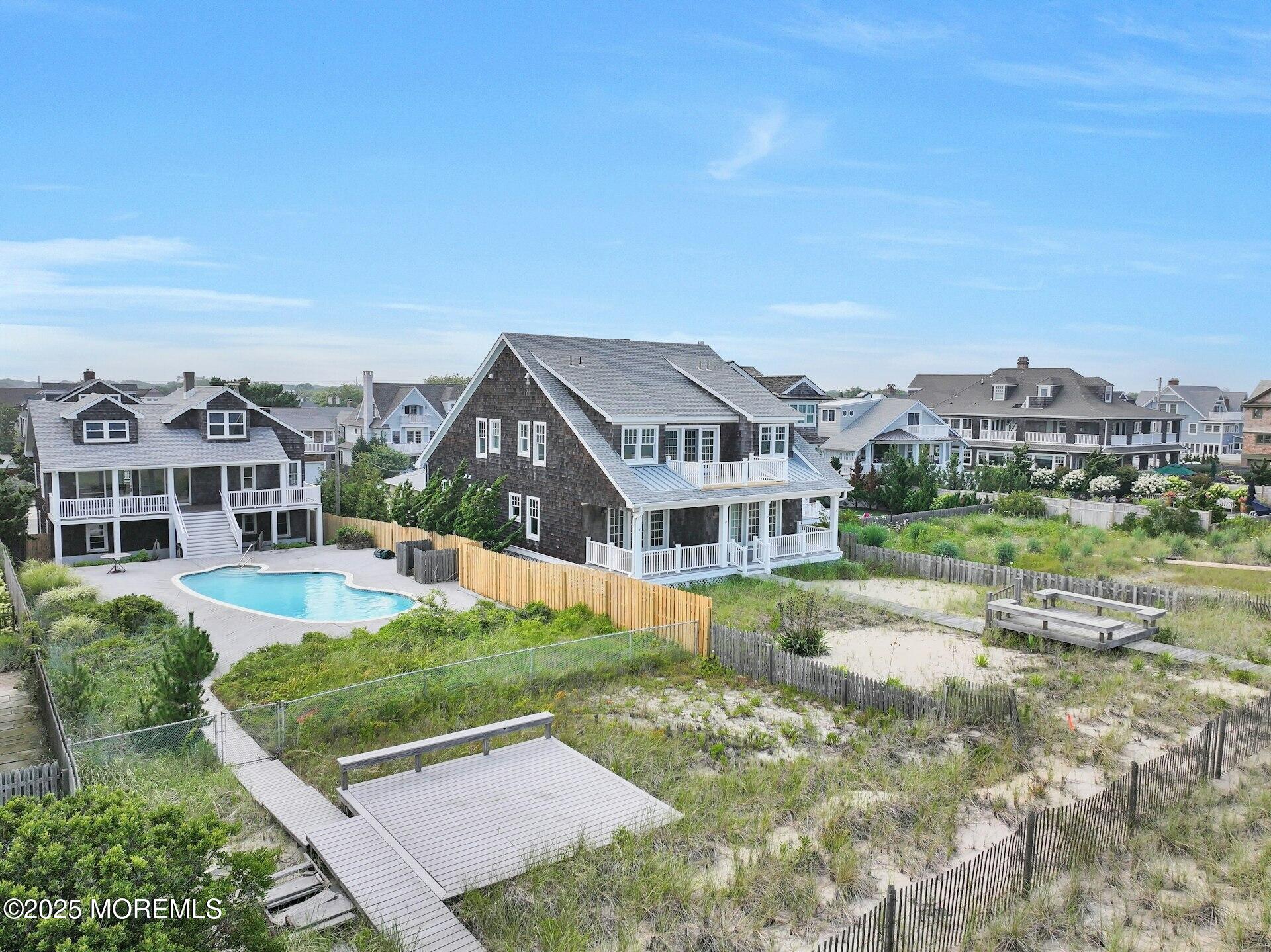 Bay Head, New Jersey, 08742, United States, 6 Bedrooms Bedrooms, ,3 BathroomsBathrooms,Residential,For Sale,1897105