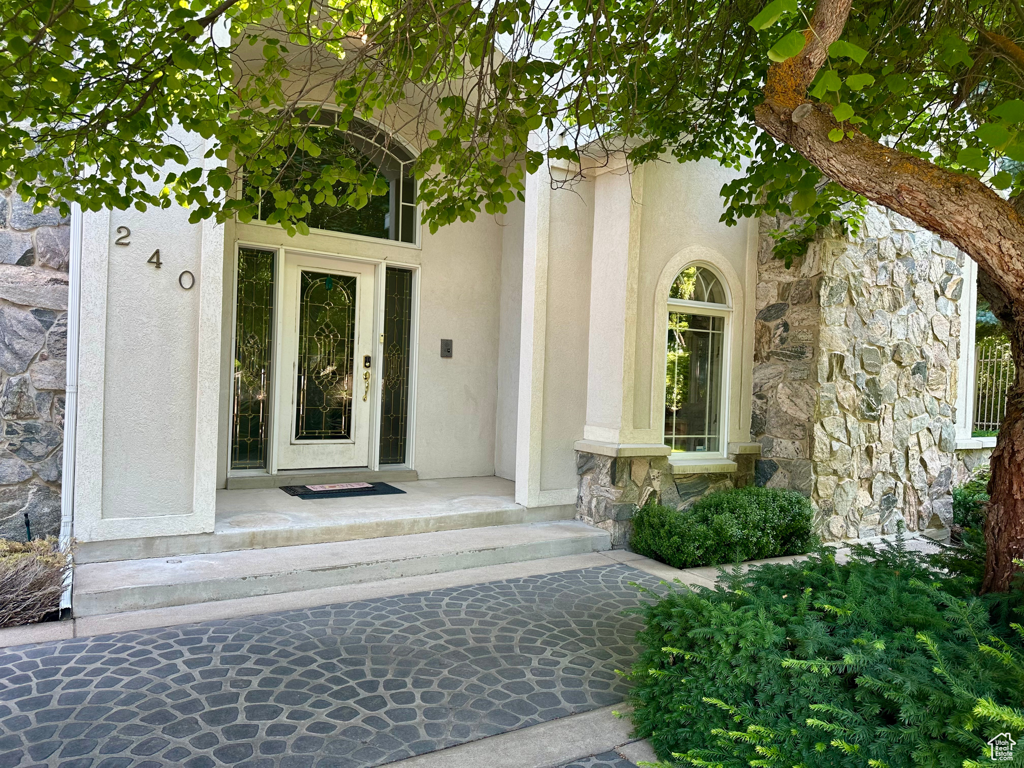 Logan, Utah, 84321, United States, 6 Bedrooms Bedrooms, ,7 BathroomsBathrooms,Residential,For Sale,1975254