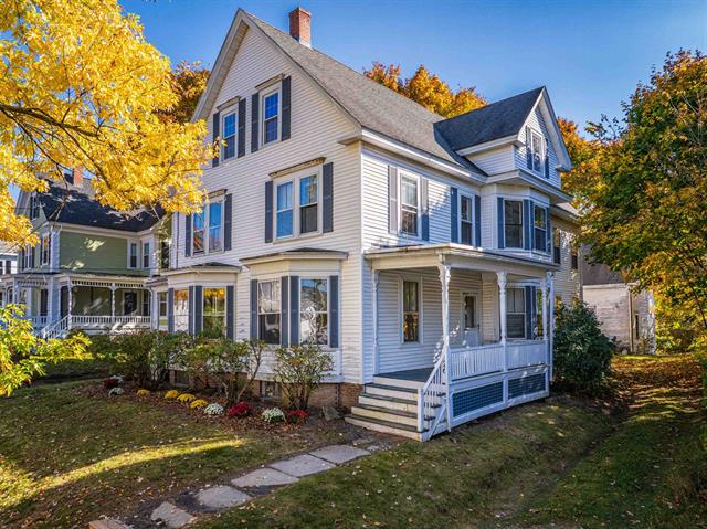 Dover, New Hampshire, 03820, United States, 6 Bedrooms Bedrooms, ,3 BathroomsBathrooms,Residential,For Sale,1901826