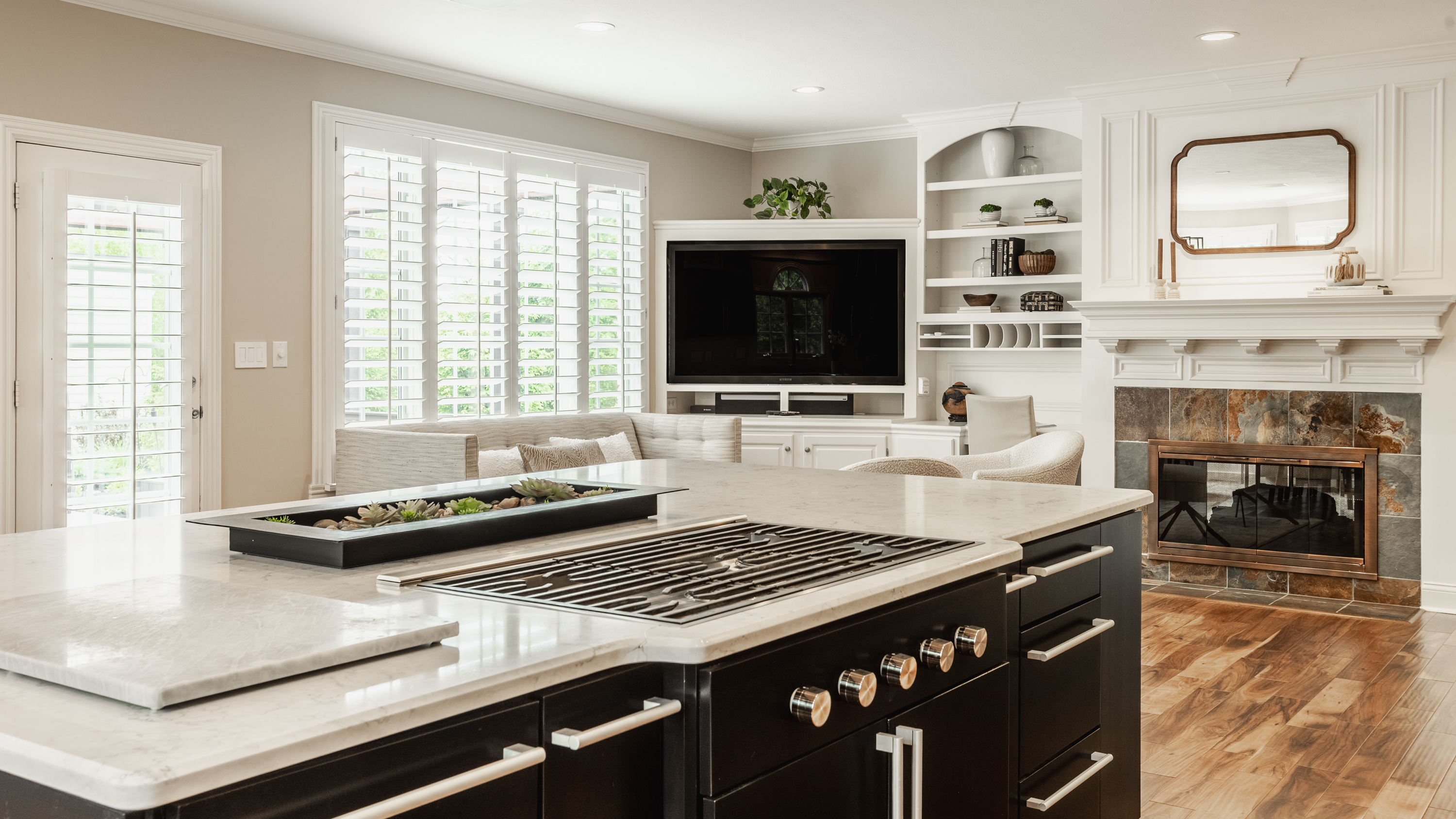  Exceptional West Carmel Home with Resort-Caliber Backyard - 物件實景