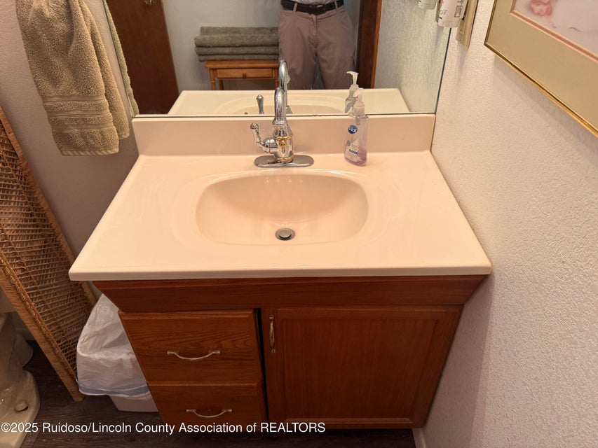 Alto, New Mexico, 88312, United States, 3 Bedrooms Bedrooms, ,4 BathroomsBathrooms,Residential,For Sale,1975387