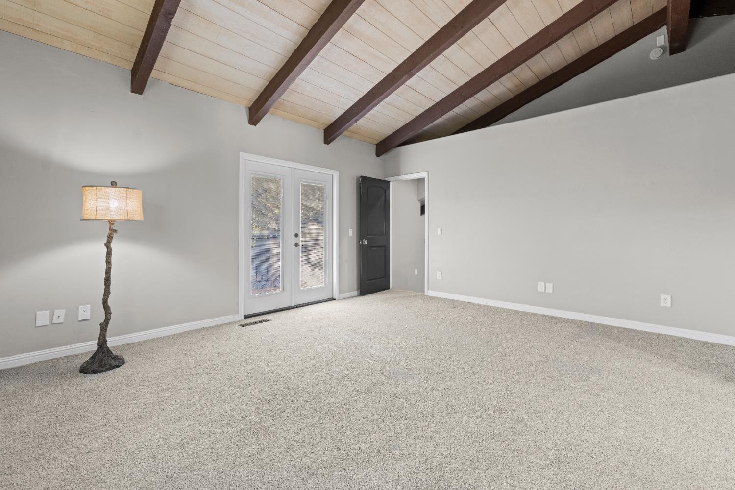 Auburn, California, 95602, United States, 3 Bedrooms Bedrooms, ,2 BathroomsBathrooms,Residential,For Sale,2005903