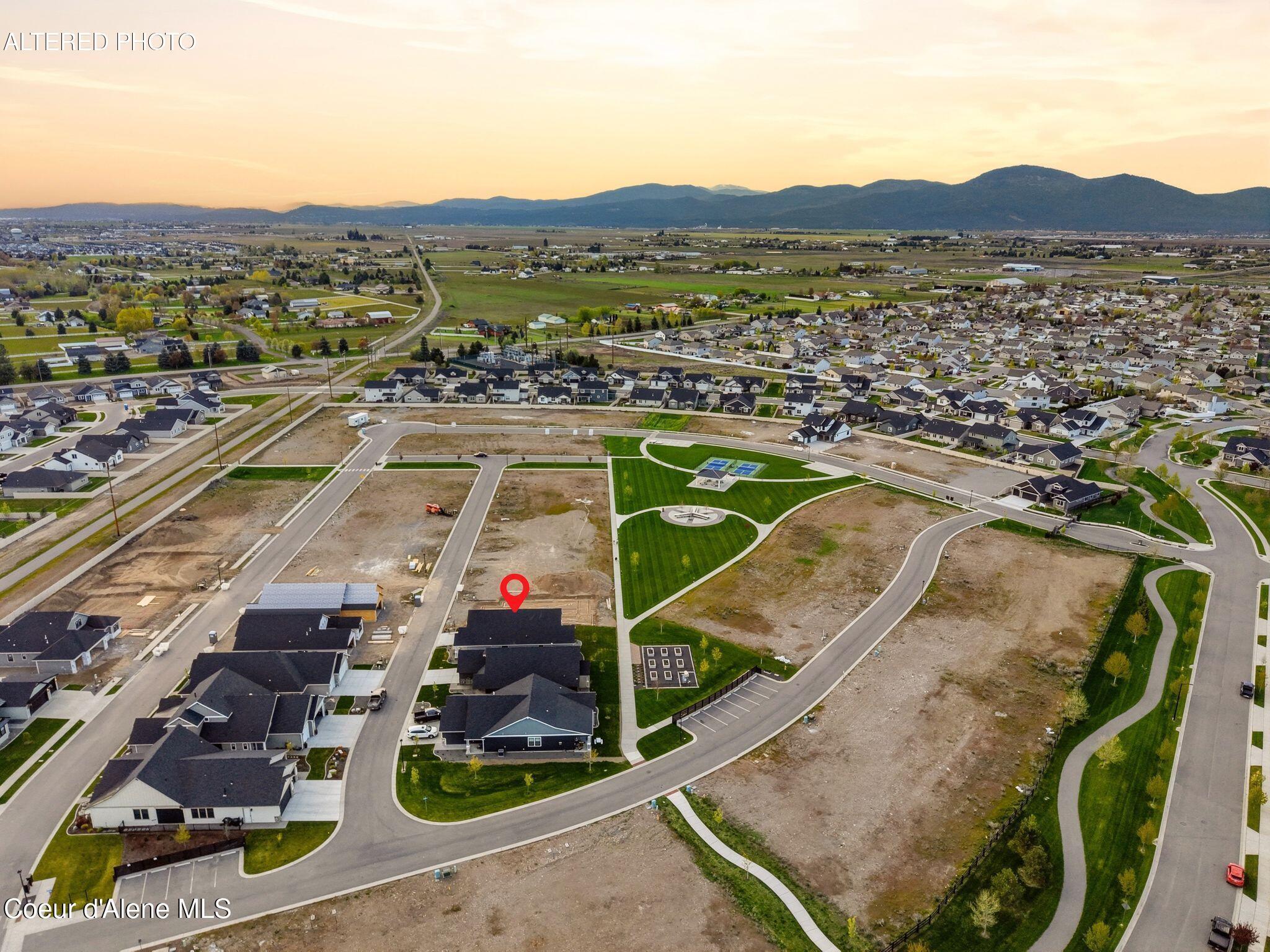 Coeur d'Alene, Idaho, 83815, United States, 4 Bedrooms Bedrooms, ,3 BathroomsBathrooms,Residential,For Sale,2039969