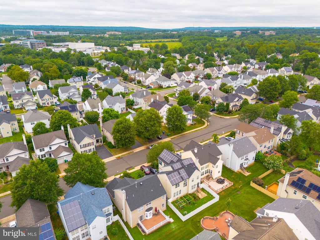 Plainsboro, New Jersey, 08536, United States, 4 Bedrooms Bedrooms, ,3 BathroomsBathrooms,Residential,For Sale,1900525
