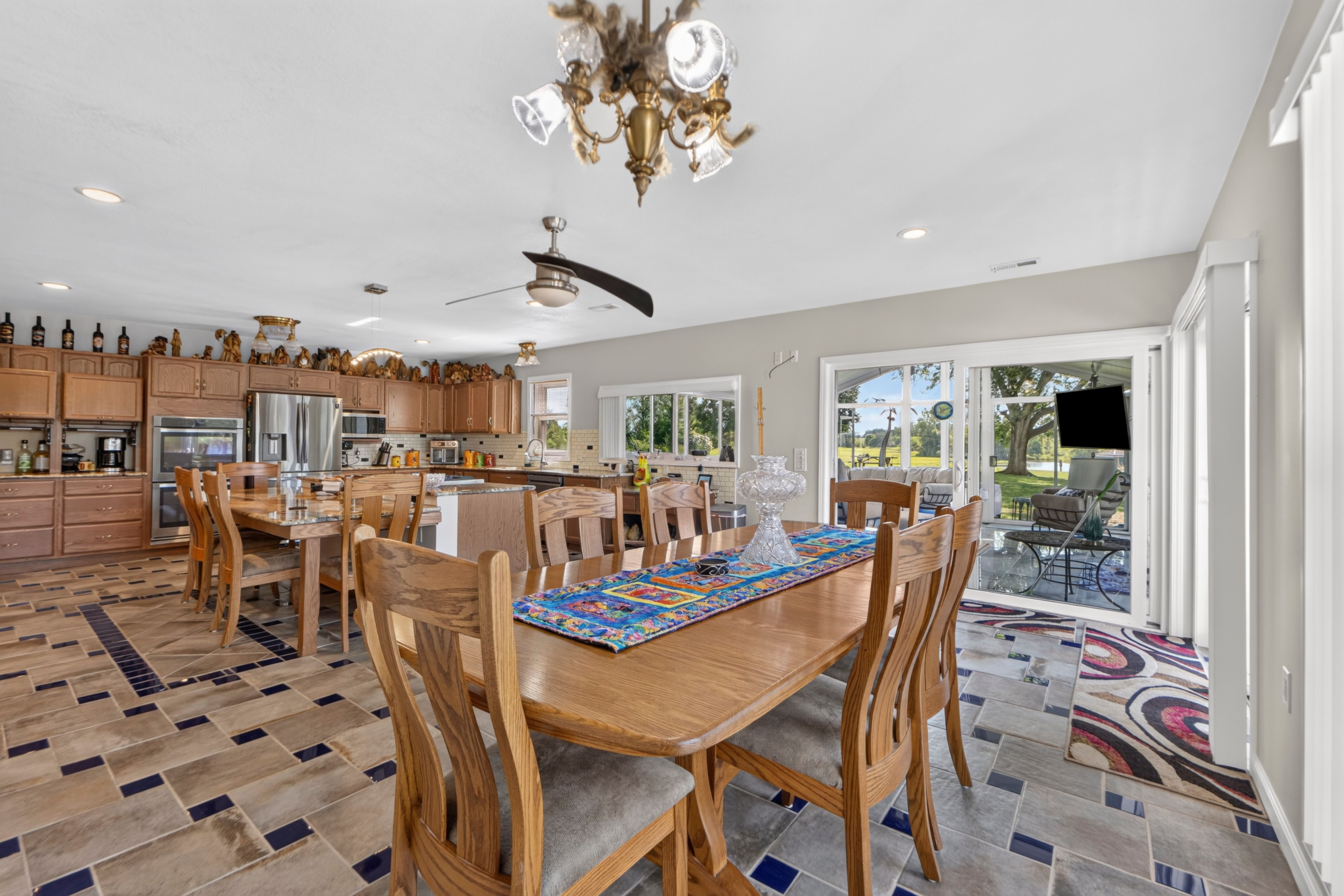  26025 Metcalf Road, Louisburg, KS 66053 - 物件實景