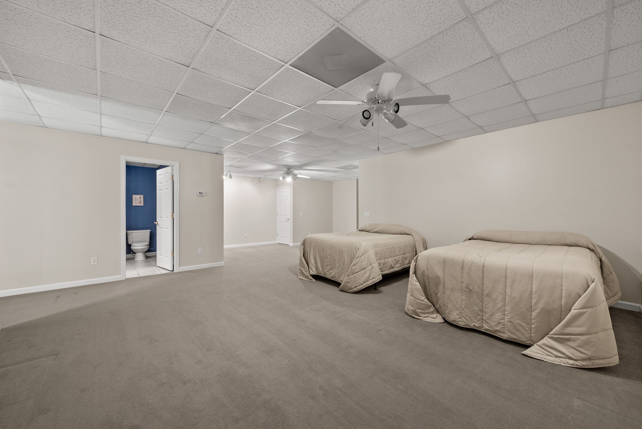 Cadiz, Kentucky, 42211, United States, 4 Bedrooms Bedrooms, ,3 BathroomsBathrooms,Residential,For Sale,1977115