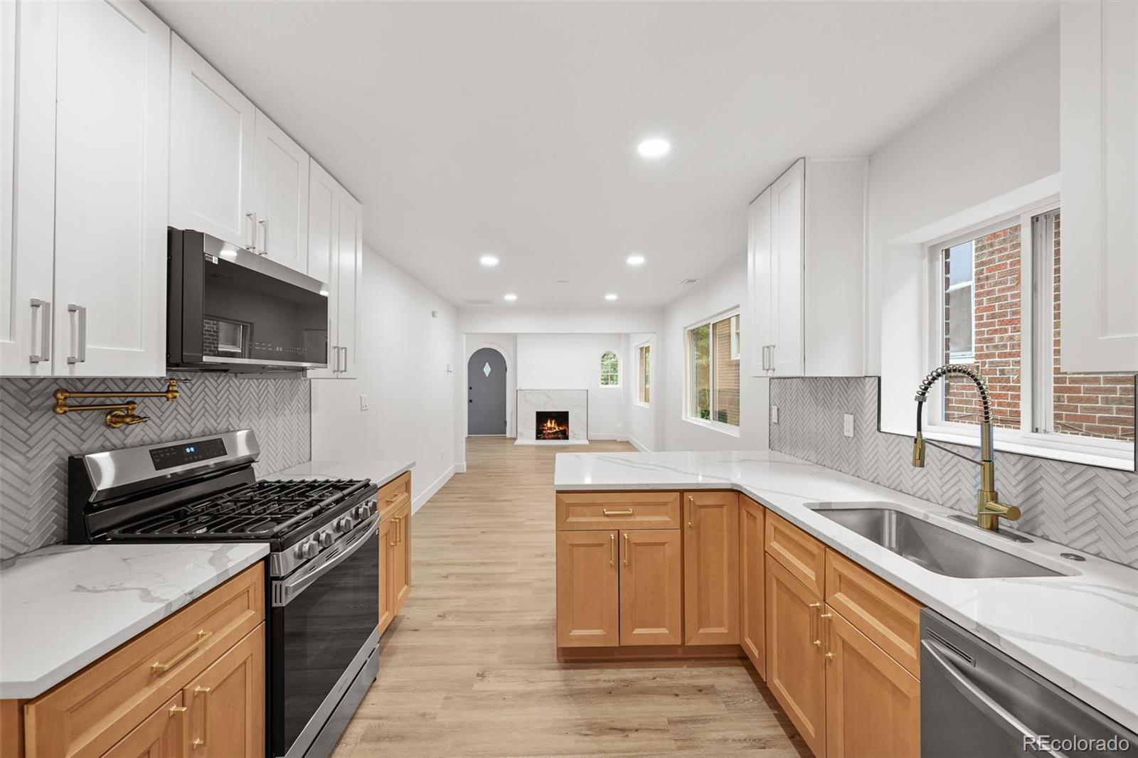 Denver, Colorado, 80212, United States, 4 Bedrooms Bedrooms, ,3 BathroomsBathrooms,Residential,For Sale,1941904