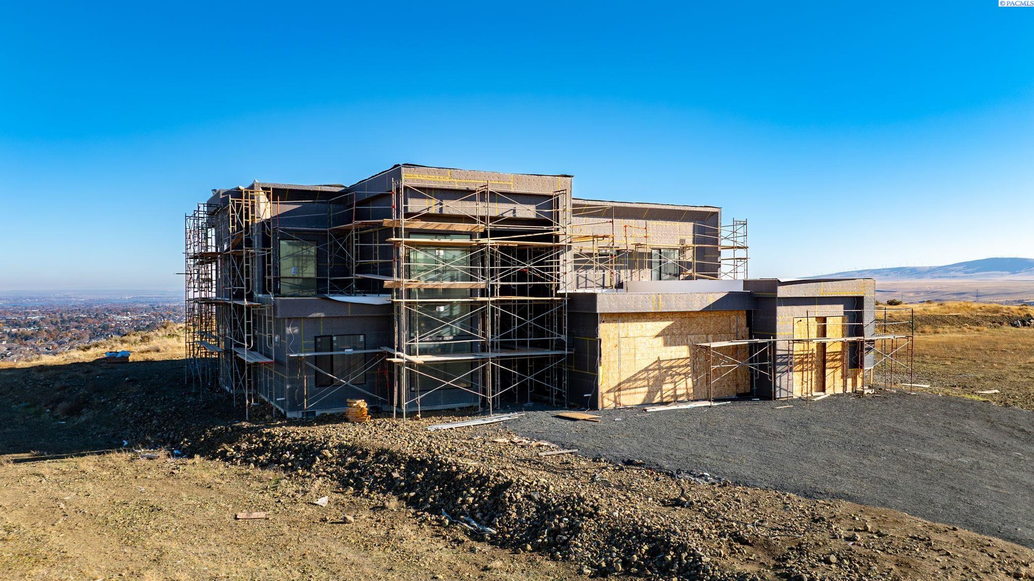 Kennewick, Washington, 99338, United States, 4 Bedrooms Bedrooms, ,4 BathroomsBathrooms,Residential,For Sale,1997213