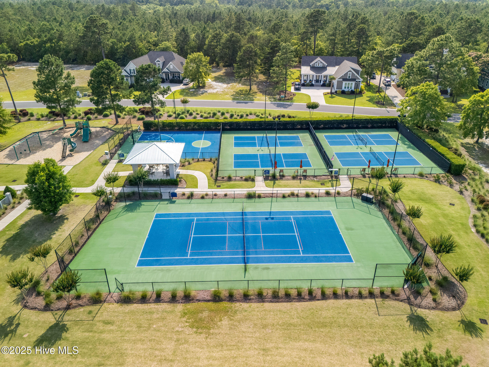 Leland, North Carolina, 28451, United States, 3 Bedrooms Bedrooms, ,4 BathroomsBathrooms,Residential,For Sale,1805134