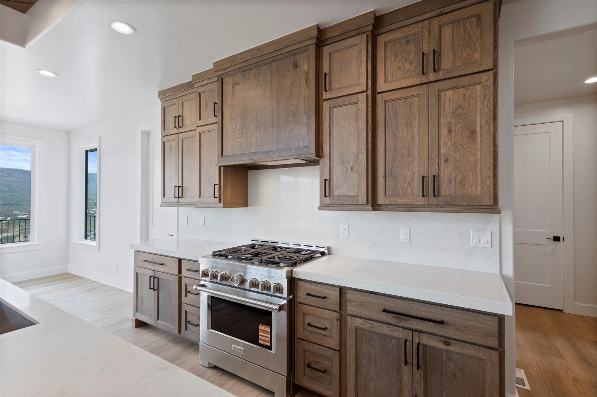 Heber, Utah, 84032, United States, 5 Bedrooms Bedrooms, ,3 BathroomsBathrooms,Residential,For Sale,1976197