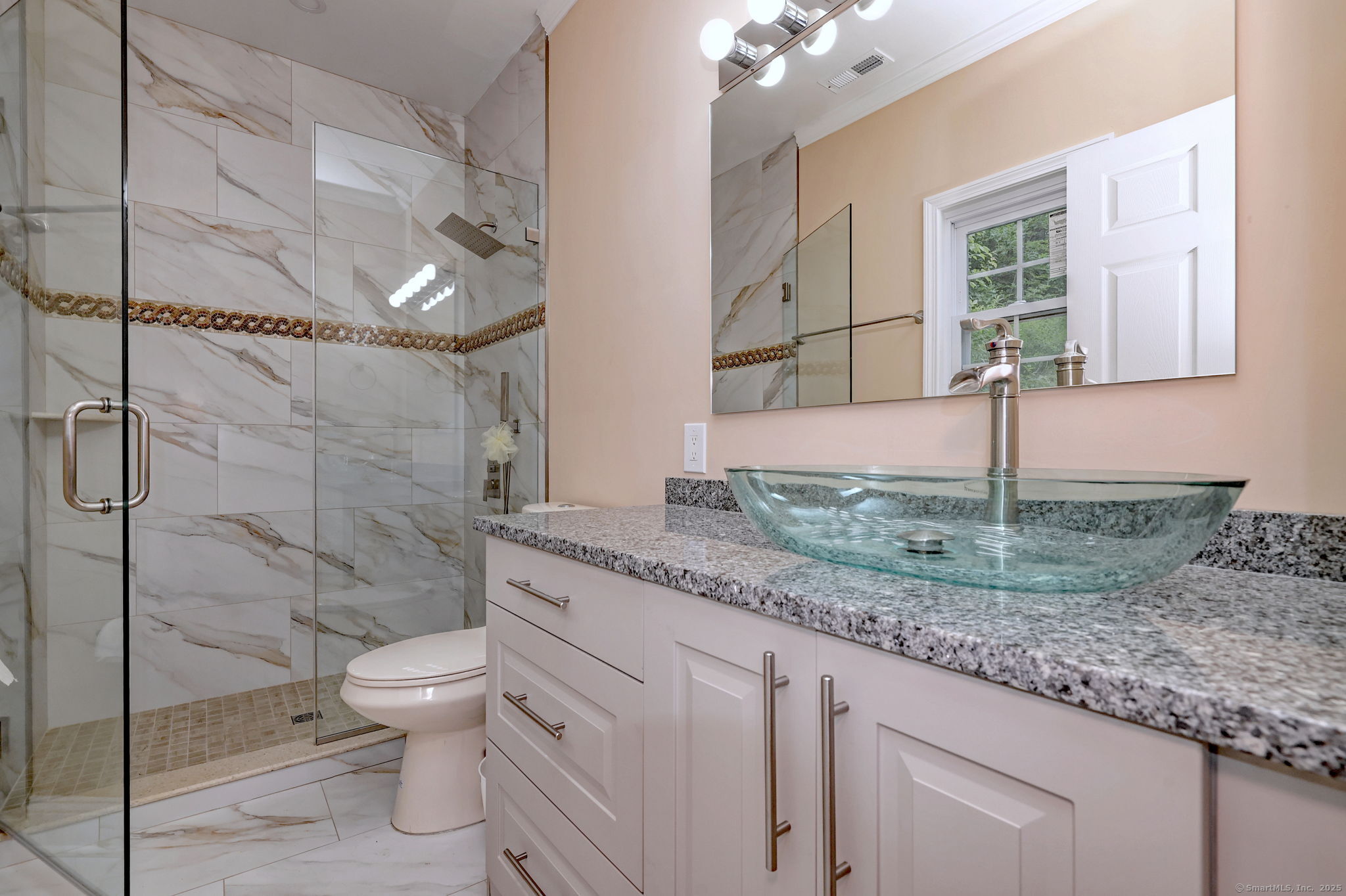 Newtown, Connecticut, 06470, United States, 5 Bedrooms Bedrooms, ,5 BathroomsBathrooms,Residential,For Sale,1907241