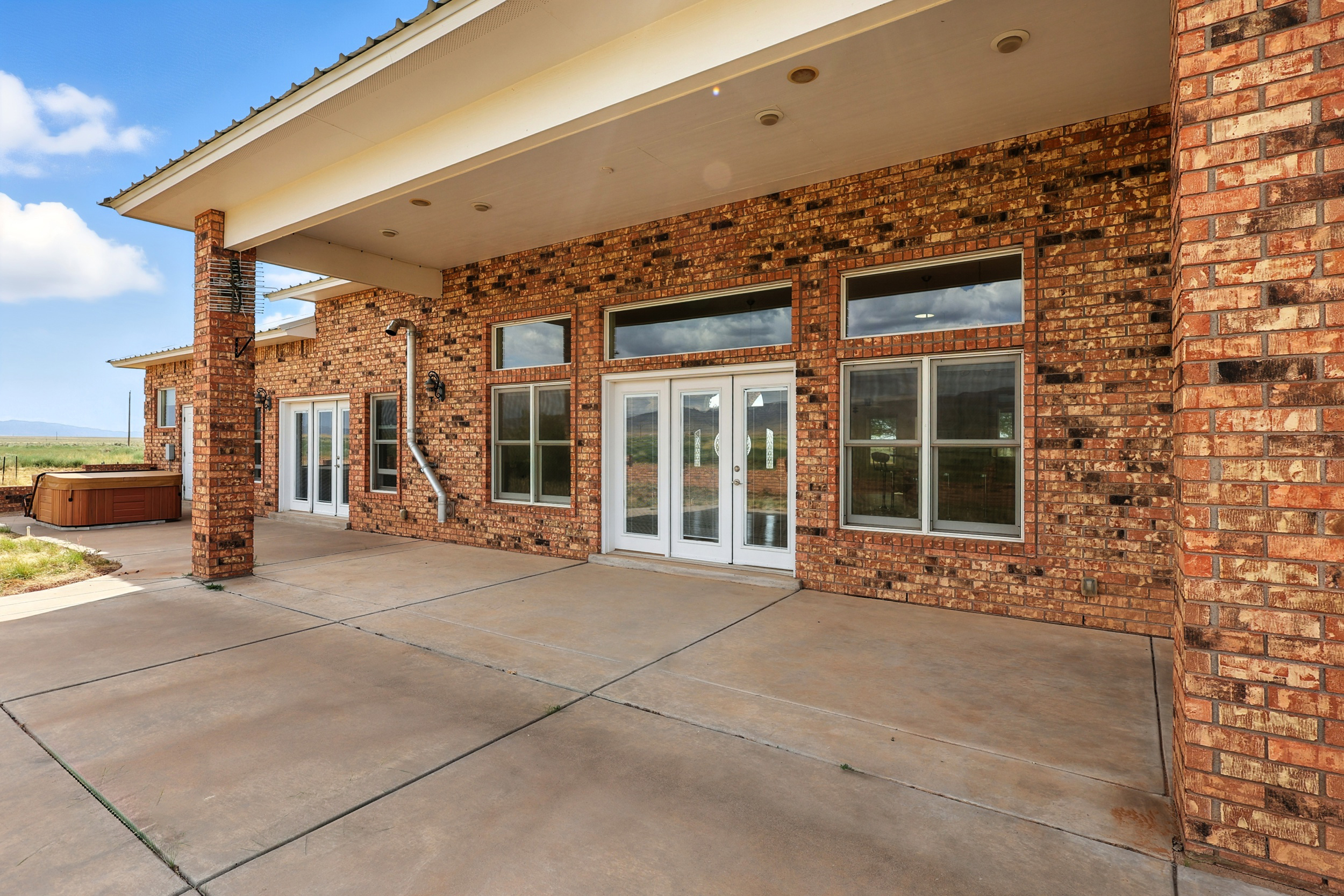 Belen, New Mexico, 87002, United States, 3 Bedrooms Bedrooms, ,3 BathroomsBathrooms,Residential,For Sale,1973805