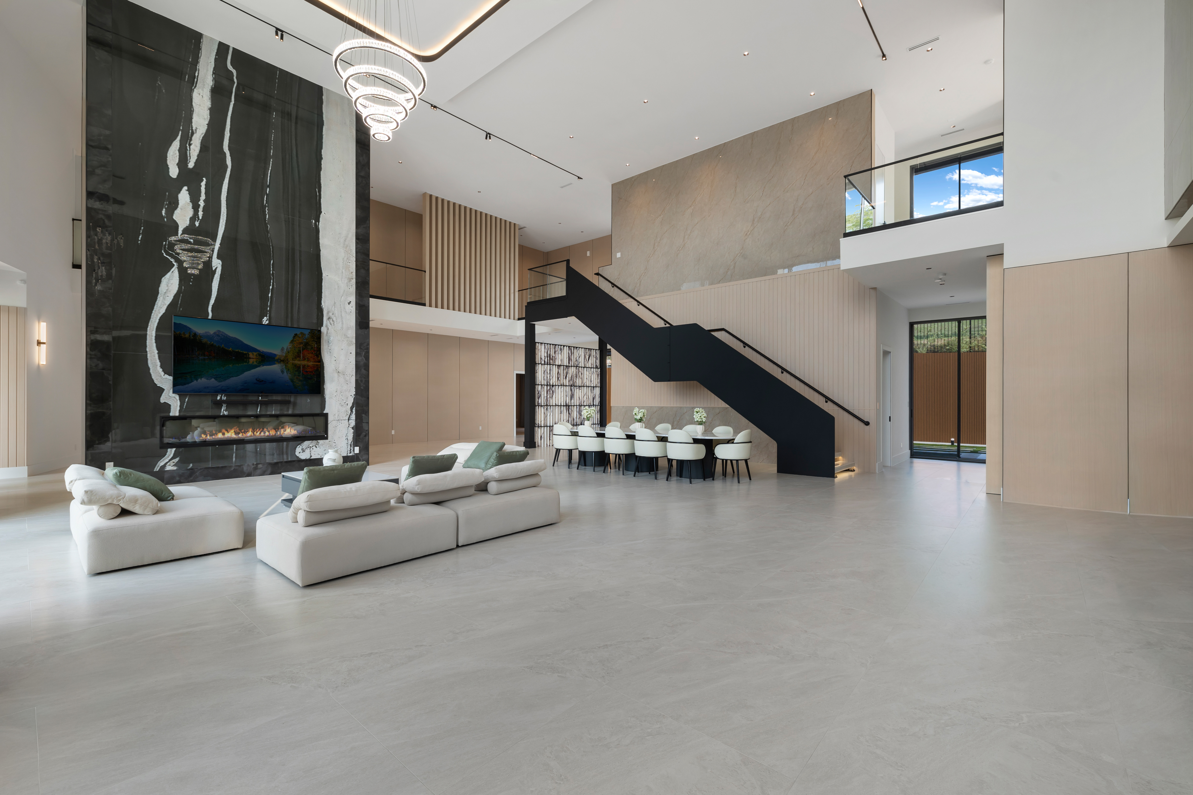  Bold Contemporary Estate for Elevated Living - 物件實景