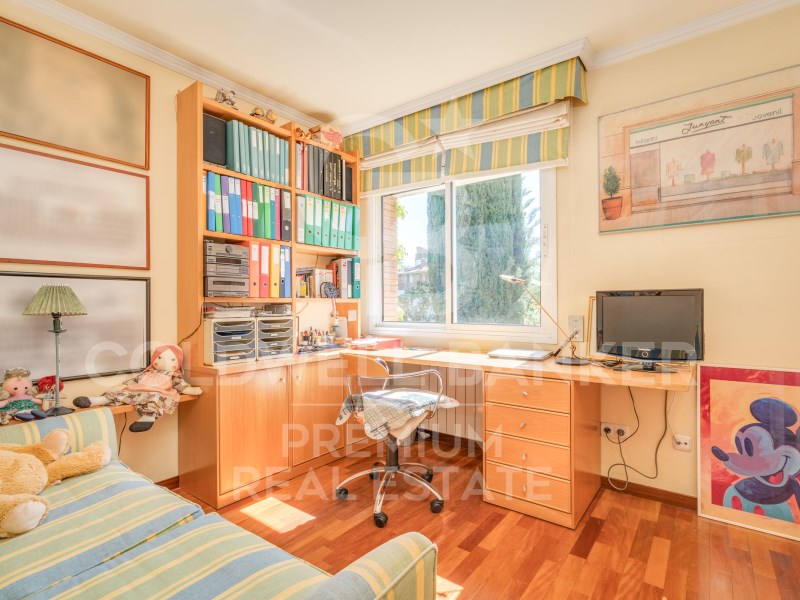Sant Cugat del Vallès, Catalonia, ES, 5 Bedrooms Bedrooms, ,5 BathroomsBathrooms,Residential,For Sale,1529561