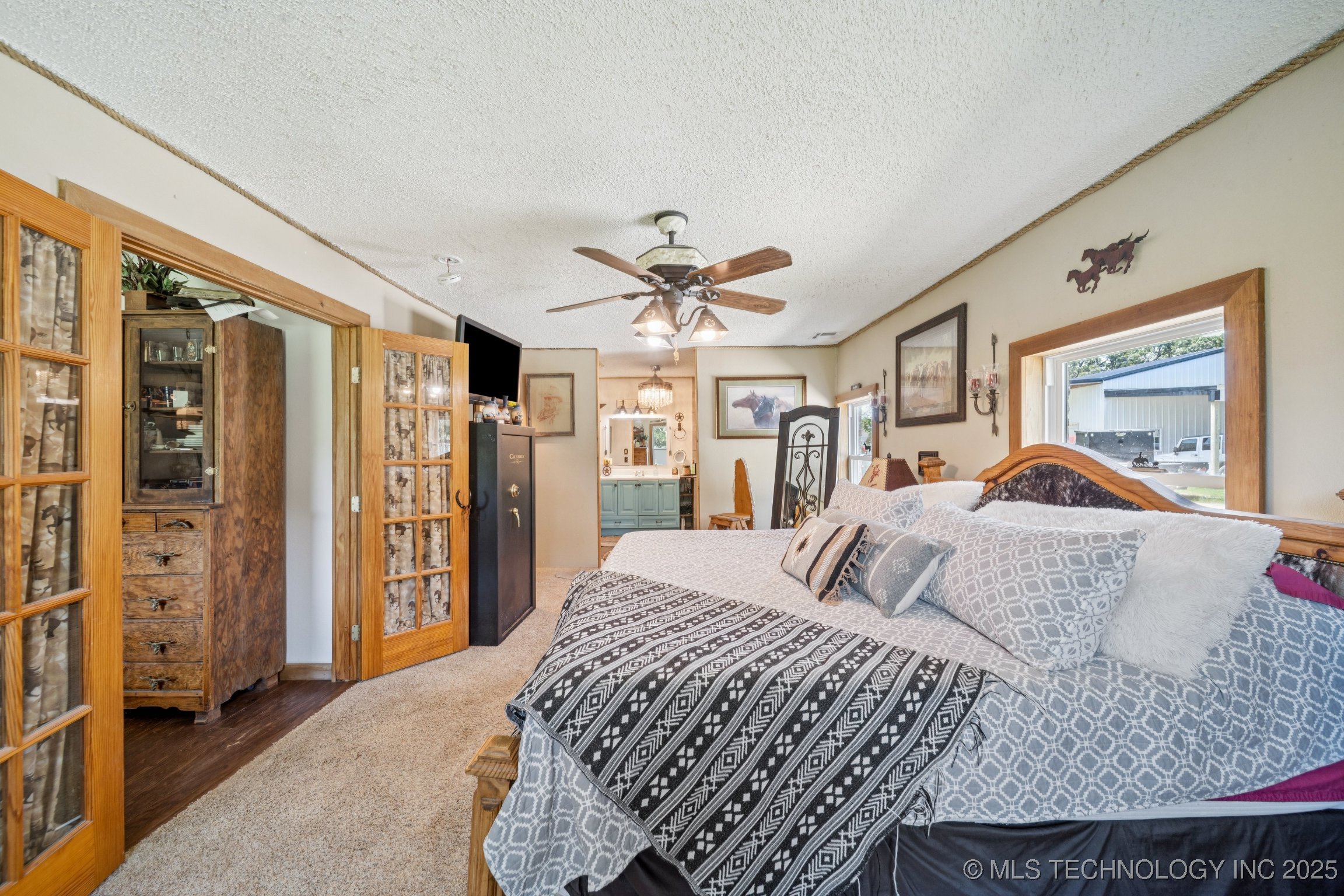Barnsdall, Oklahoma, 74002, United States, 4 Bedrooms Bedrooms, ,3 BathroomsBathrooms,Residential,For Sale,1898751