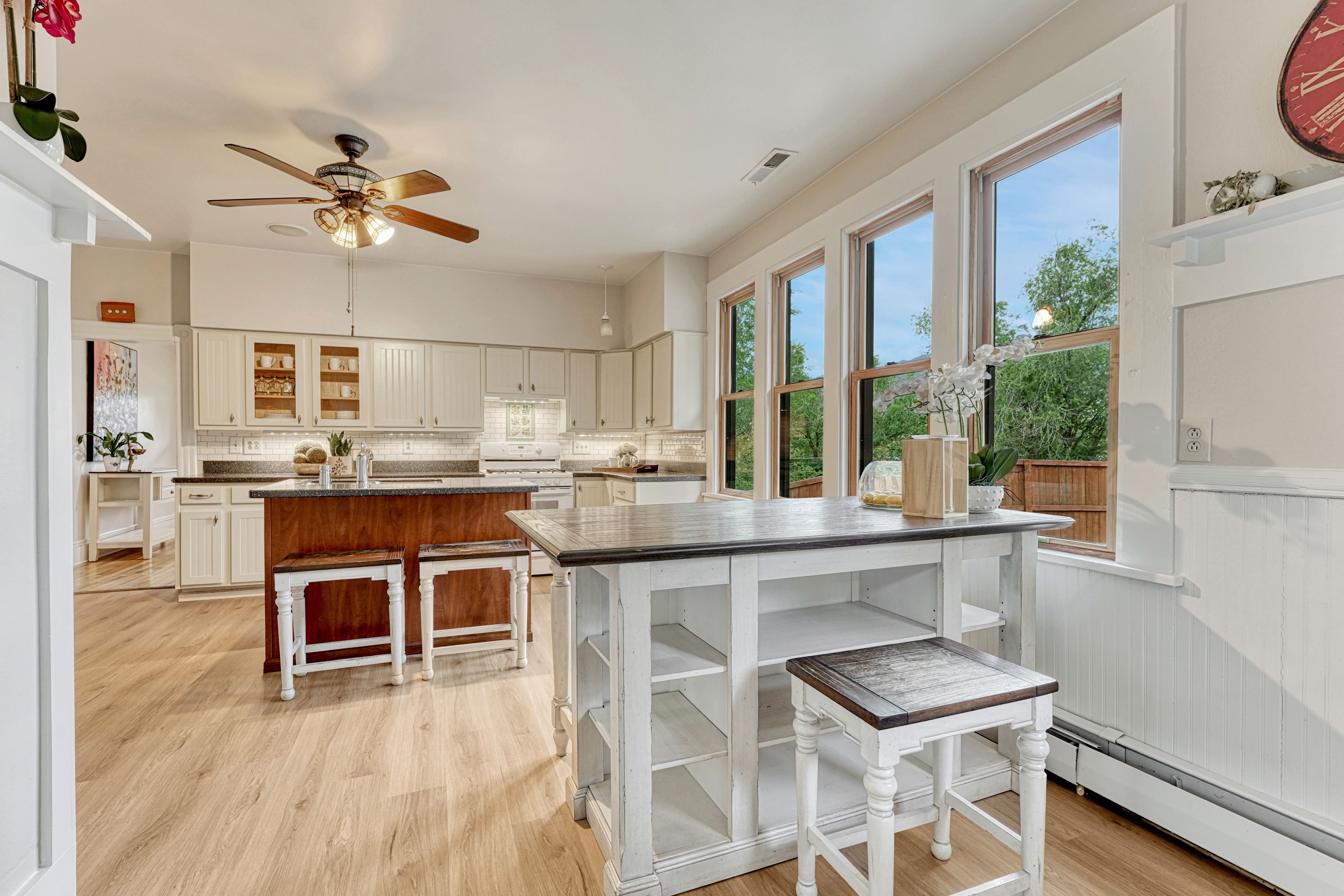  Phenomenal downtown Colorado Springs location with views of Pikes Peak - 物件實景