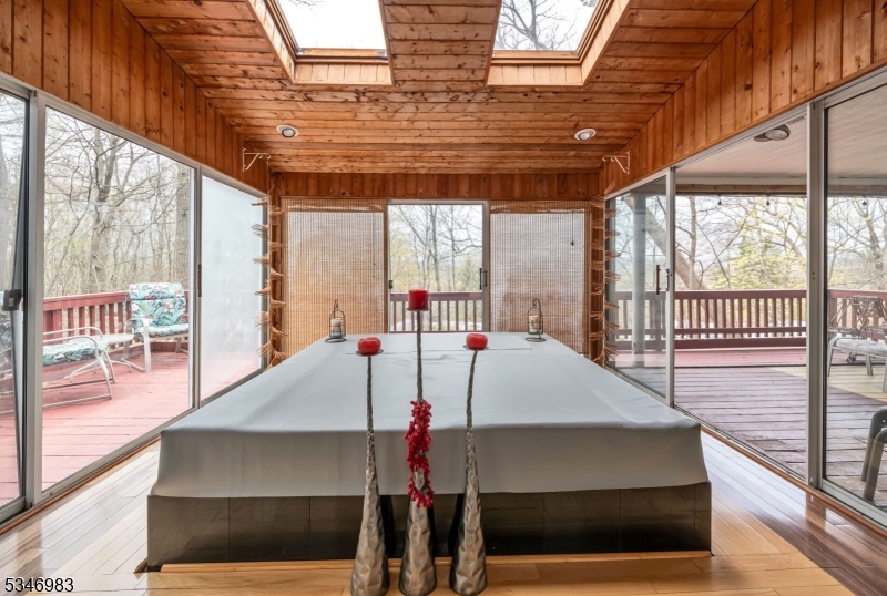 Ringwood Boro, New Jersey, 07456, United States, 4 Bedrooms Bedrooms, ,2 BathroomsBathrooms,Residential,For Sale,1794358