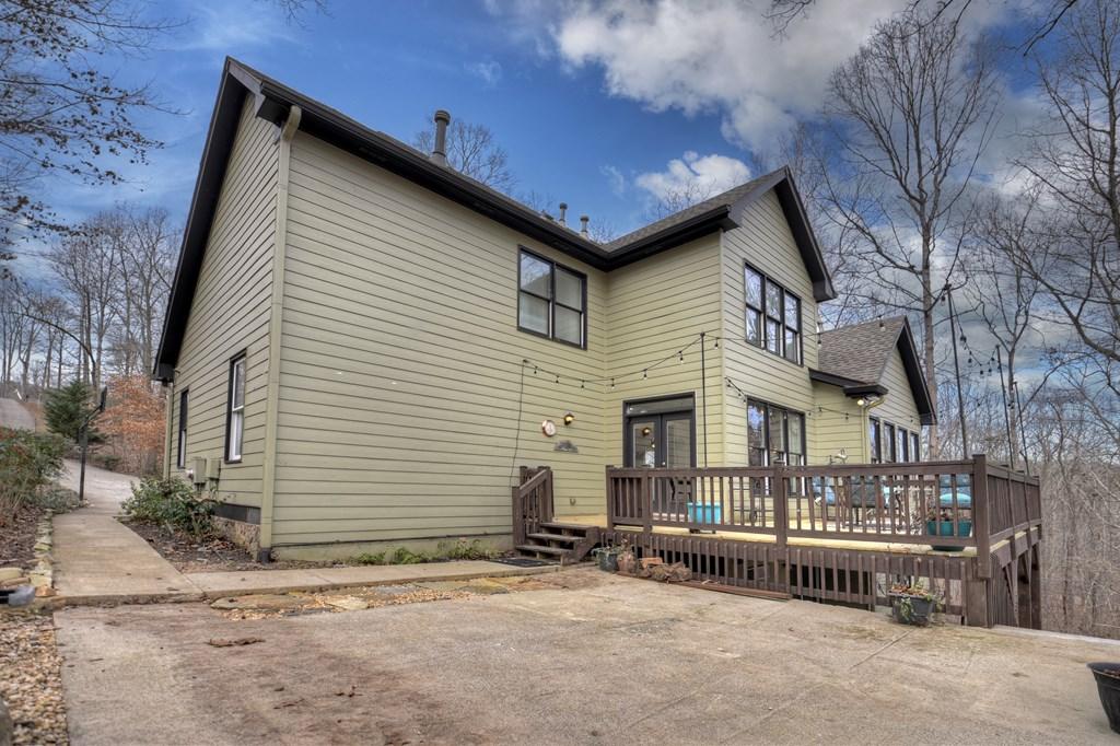 Talking Rock, Georgia, 30175, United States, 4 Bedrooms Bedrooms, ,4 BathroomsBathrooms,Residential,For Sale,1692764