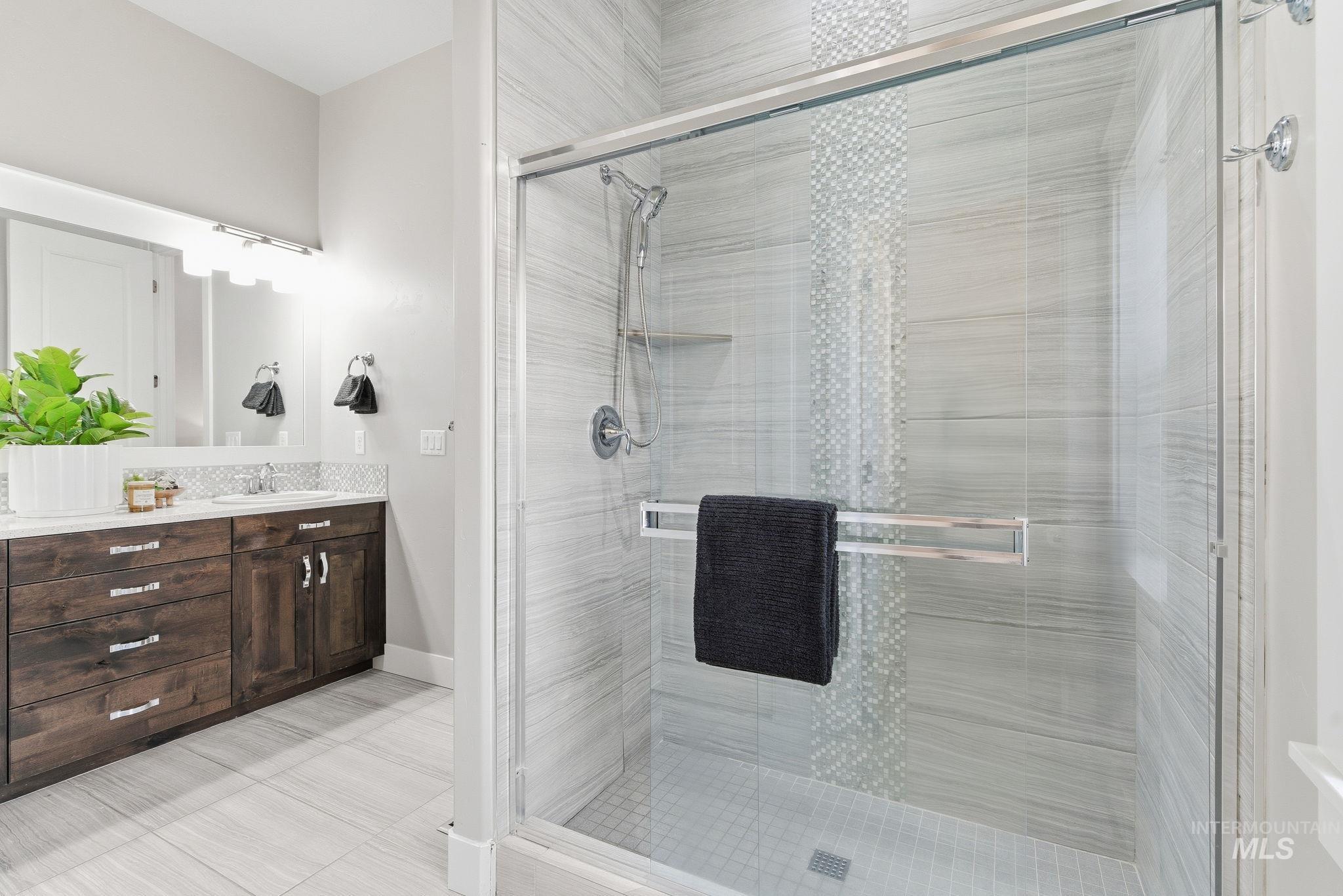 Star, Idaho, 83669, United States, 3 Bedrooms Bedrooms, ,Residential,For Sale,2001751