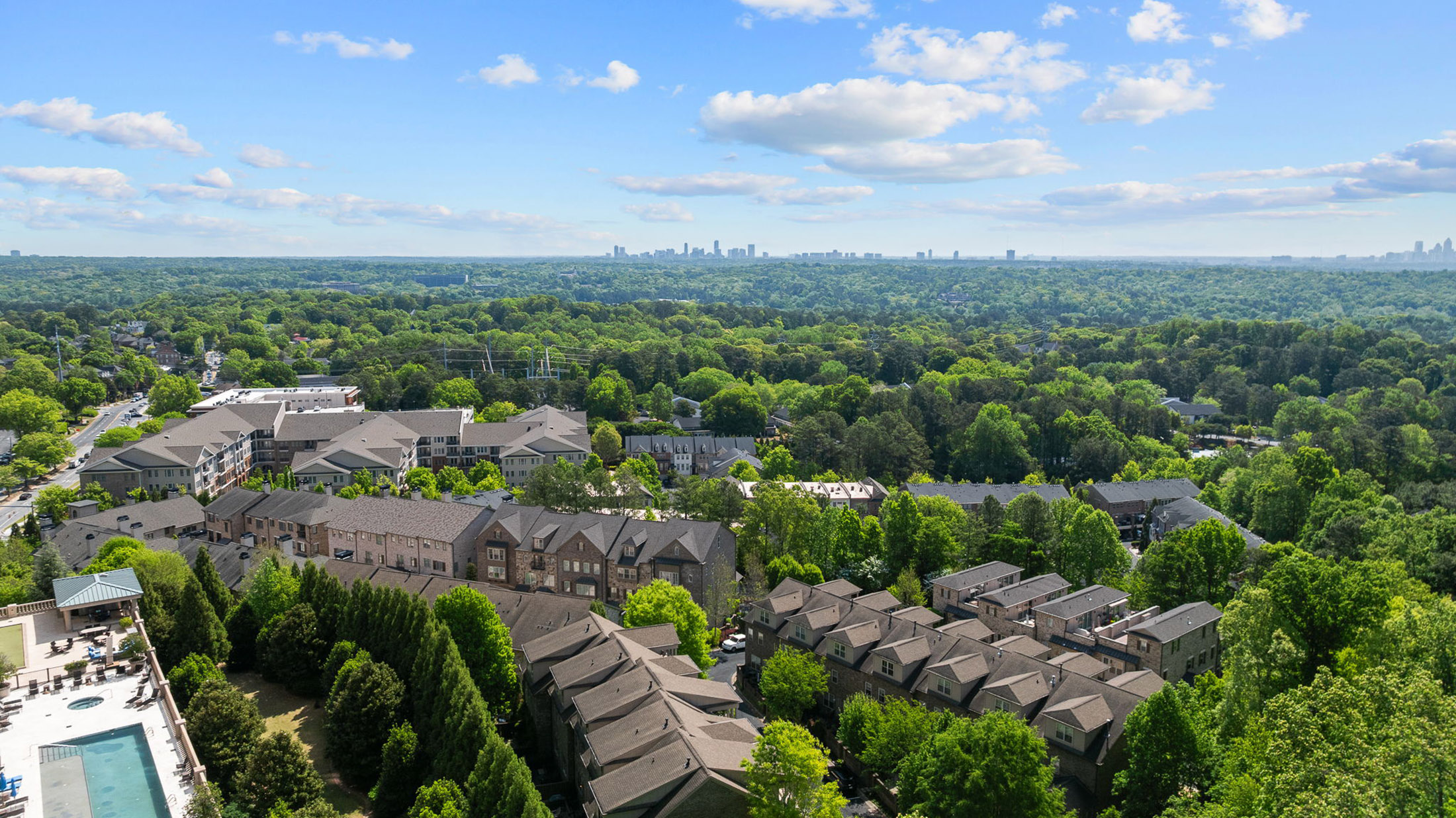  Exceptional Four Level European-inspired Townhome - 物件實景