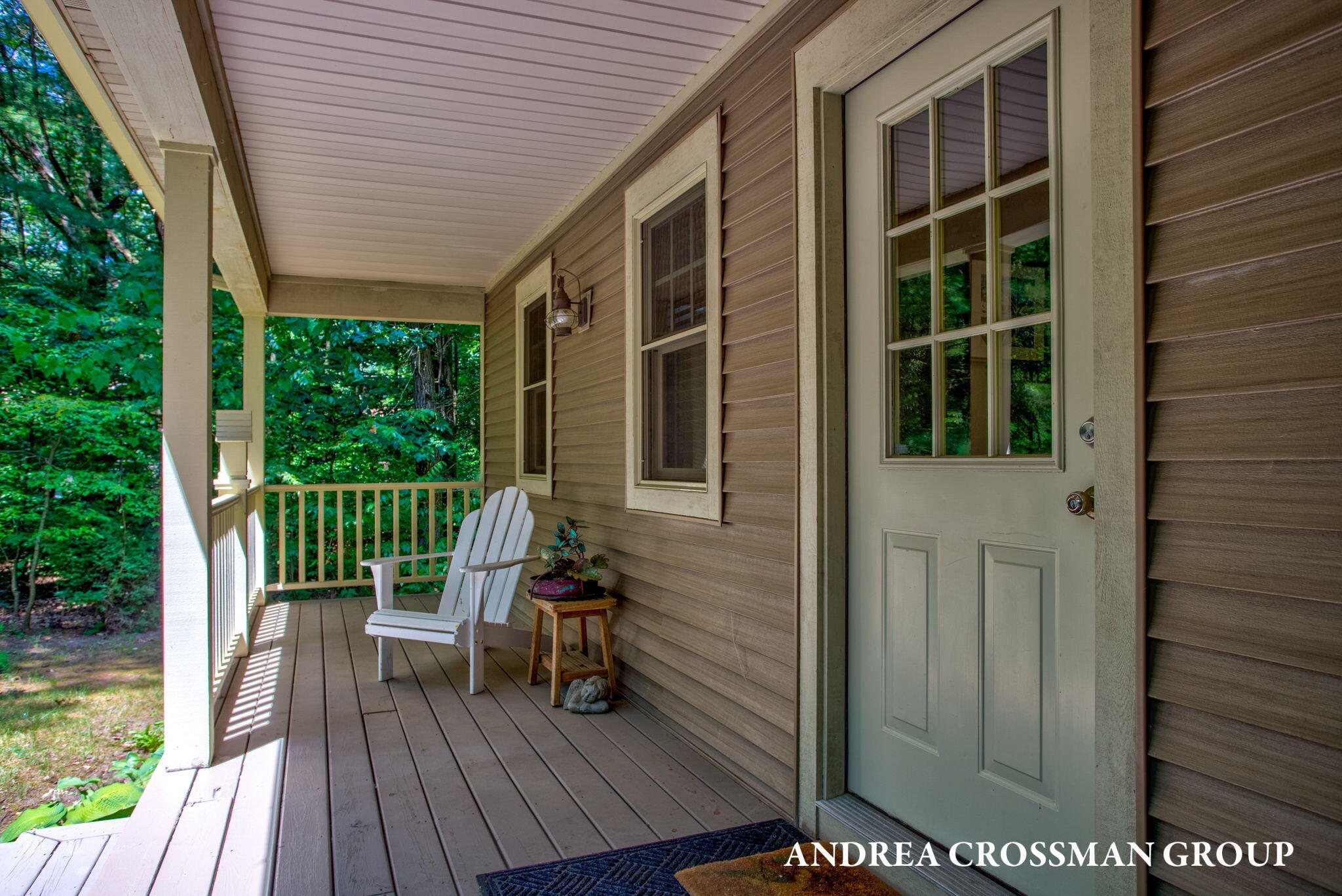 Saugatuck, Michigan, 49453, United States, 2 Bedrooms Bedrooms, ,2 BathroomsBathrooms,Residential,For Sale,1890040