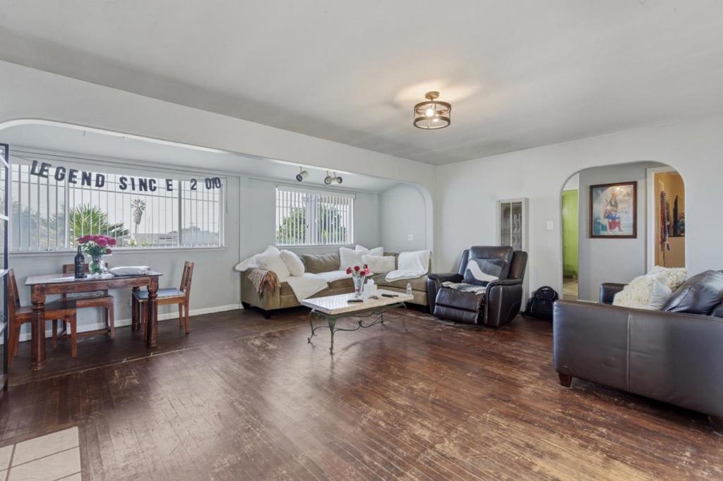Seaside, California, 93955, United States, 3 Bedrooms Bedrooms, ,1 BathroomBathrooms,Residential,For Sale,2048589