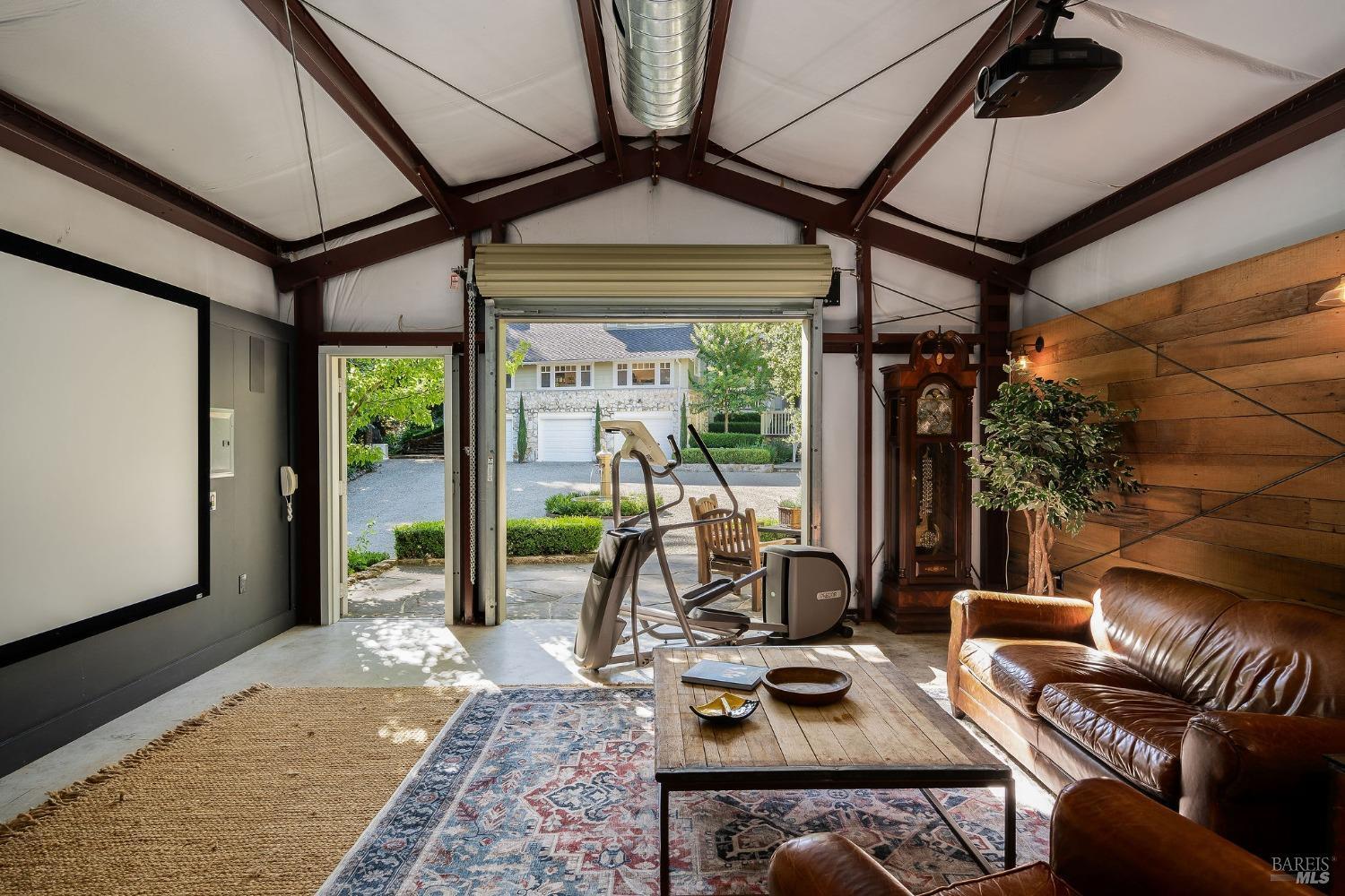 Calistoga, California, 94515, United States, 4 Bedrooms Bedrooms, ,5 BathroomsBathrooms,Residential,For Sale,1805301