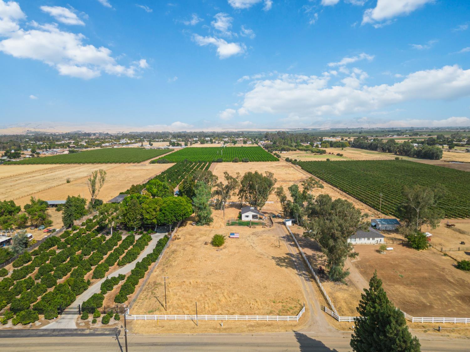 Sanger, California, 93657, United States, 3 Bedrooms Bedrooms, ,1 BathroomBathrooms,Residential,For Sale,1935661