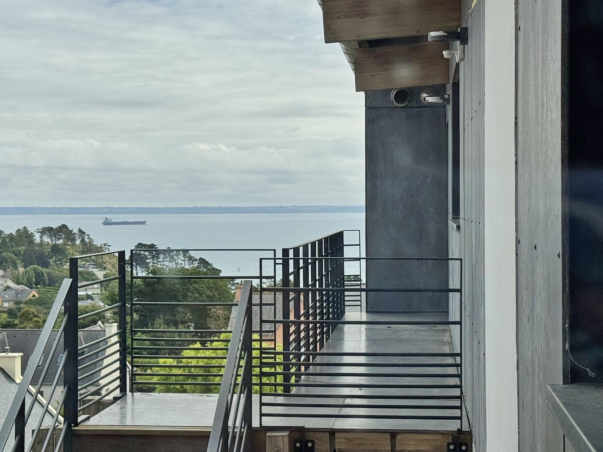  CROZON, STUNNING PENTHOUSE WITH SEA VIEW - 物件實景