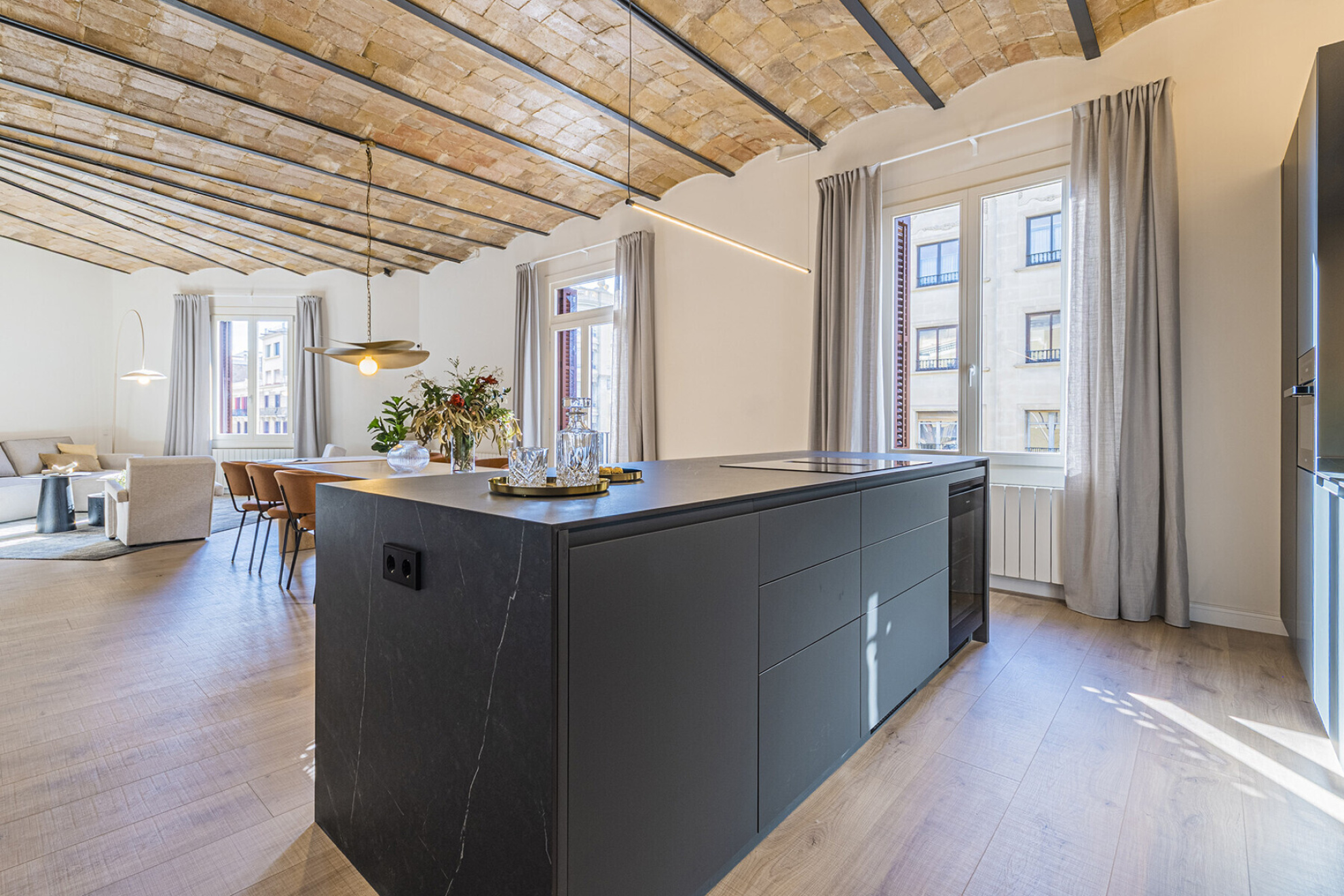  Spacious corner apartment with lots of light in Dreta de lEixample - 物件實景