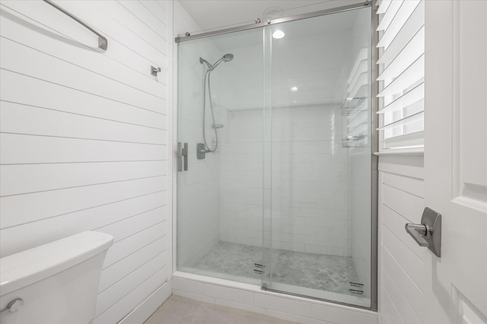 Tallahassee, Florida, 32308-0927, United States, 4 Bedrooms Bedrooms, ,3 BathroomsBathrooms,Residential,For Sale,1981532