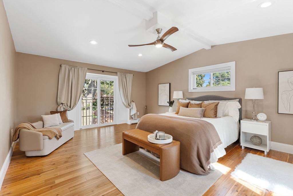 Malden, Massachusetts, 02148, United States, 5 Bedrooms Bedrooms, ,5 BathroomsBathrooms,Residential,For Sale,1984195