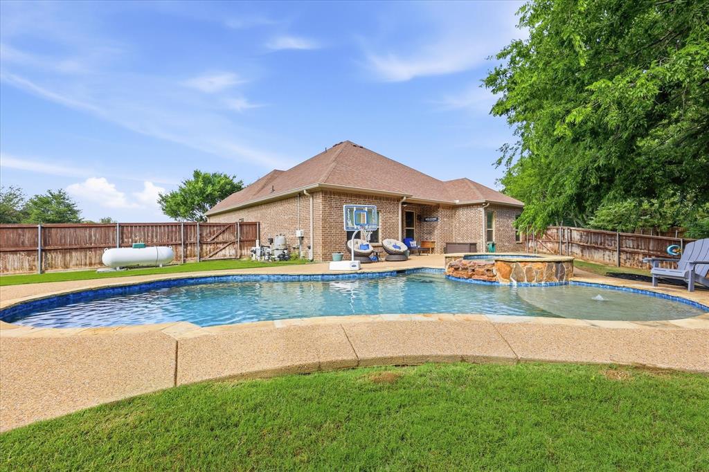 Midlothian, Texas, 76065, United States, 3 Bedrooms Bedrooms, ,2 BathroomsBathrooms,Residential,For Sale,2048786