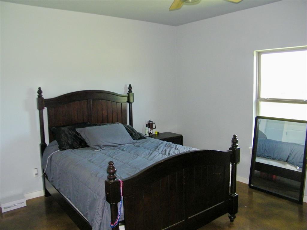 Kingfisher, Oklahoma, 73750, United States, 4 Bedrooms Bedrooms, ,3 BathroomsBathrooms,Residential,For Sale,1973899