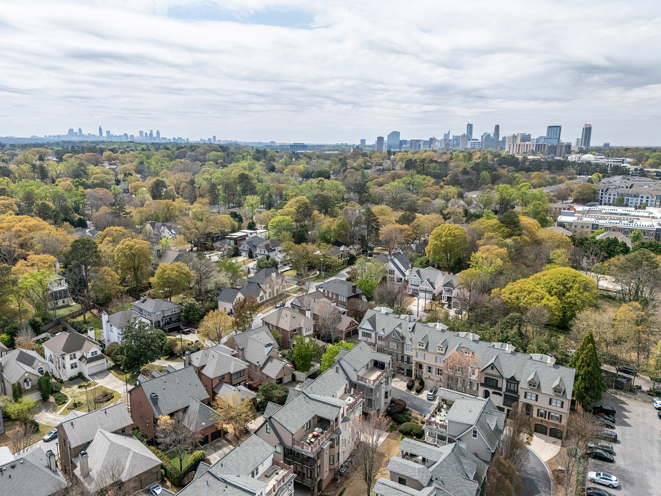  One-of-a-Kind Townhome in the Heart of Brookhaven - 物件實景