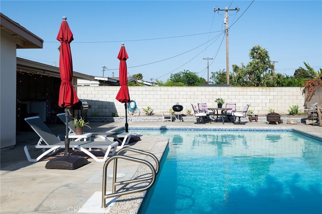 Garden Grove, California, 92841, United States, 4 Bedrooms Bedrooms, ,2 BathroomsBathrooms,Residential,For Sale,1846851