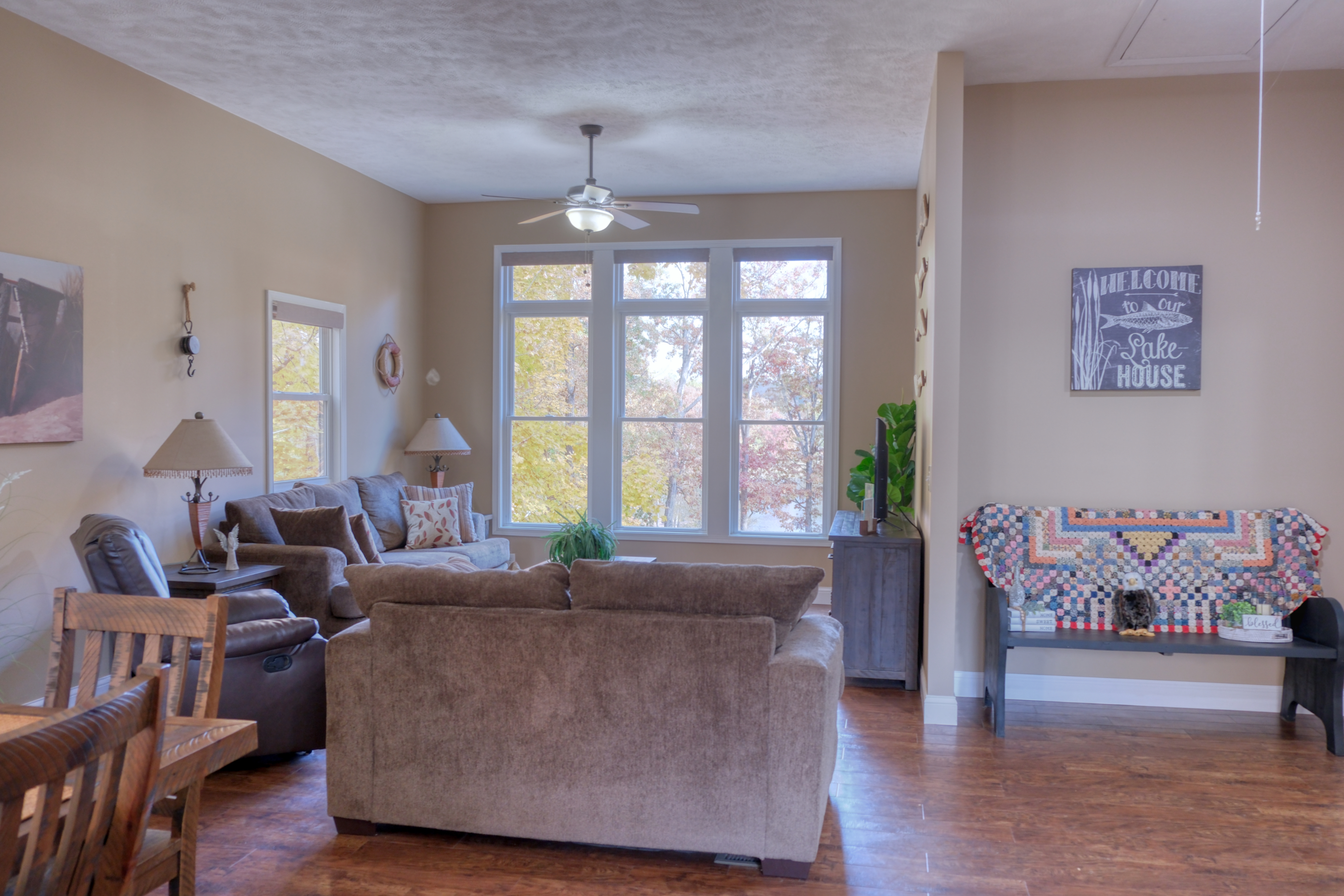 Goreville, Illinois, 62939, United States, 3 Bedrooms Bedrooms, ,3 BathroomsBathrooms,Residential,For Sale,1997720