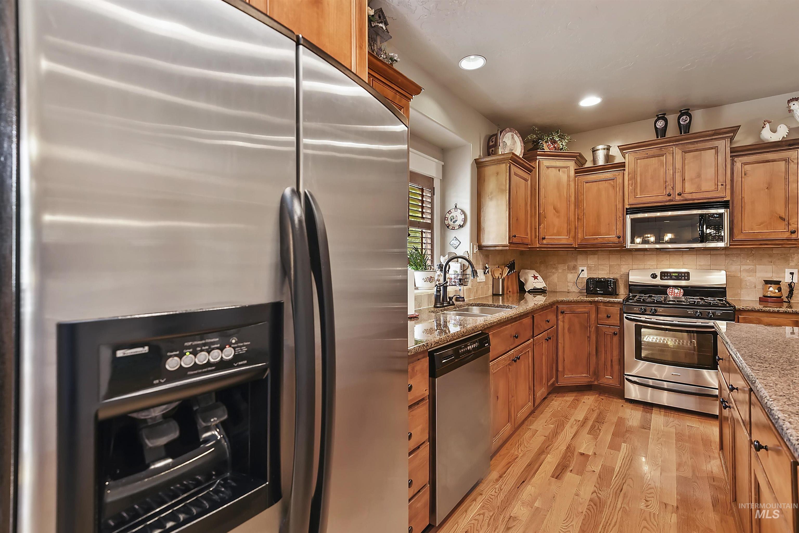 9887 Bray Creek St, Star, Idaho, 83669, United States, 3 Bedrooms Bedrooms, ,3 BathroomsBathrooms,Residential,For Sale,9887 Bray Creek St,1626319